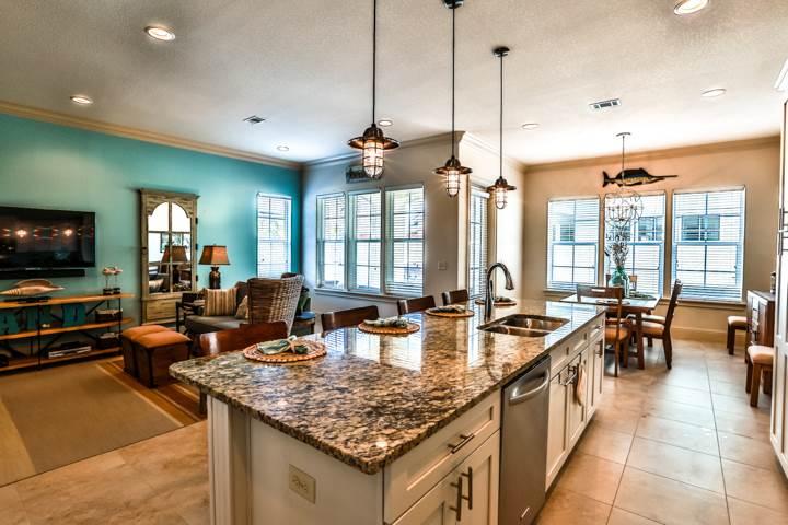 MIRAMAR BEACH VILLAS - Residential