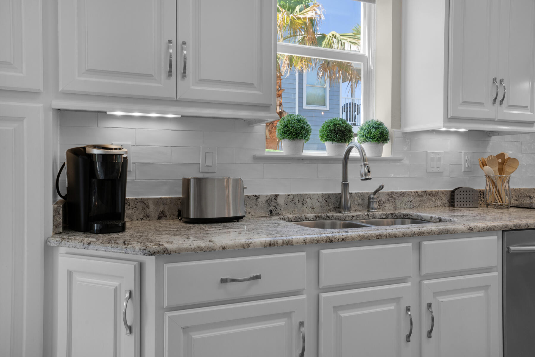 CRYSTAL BEACH - Residential