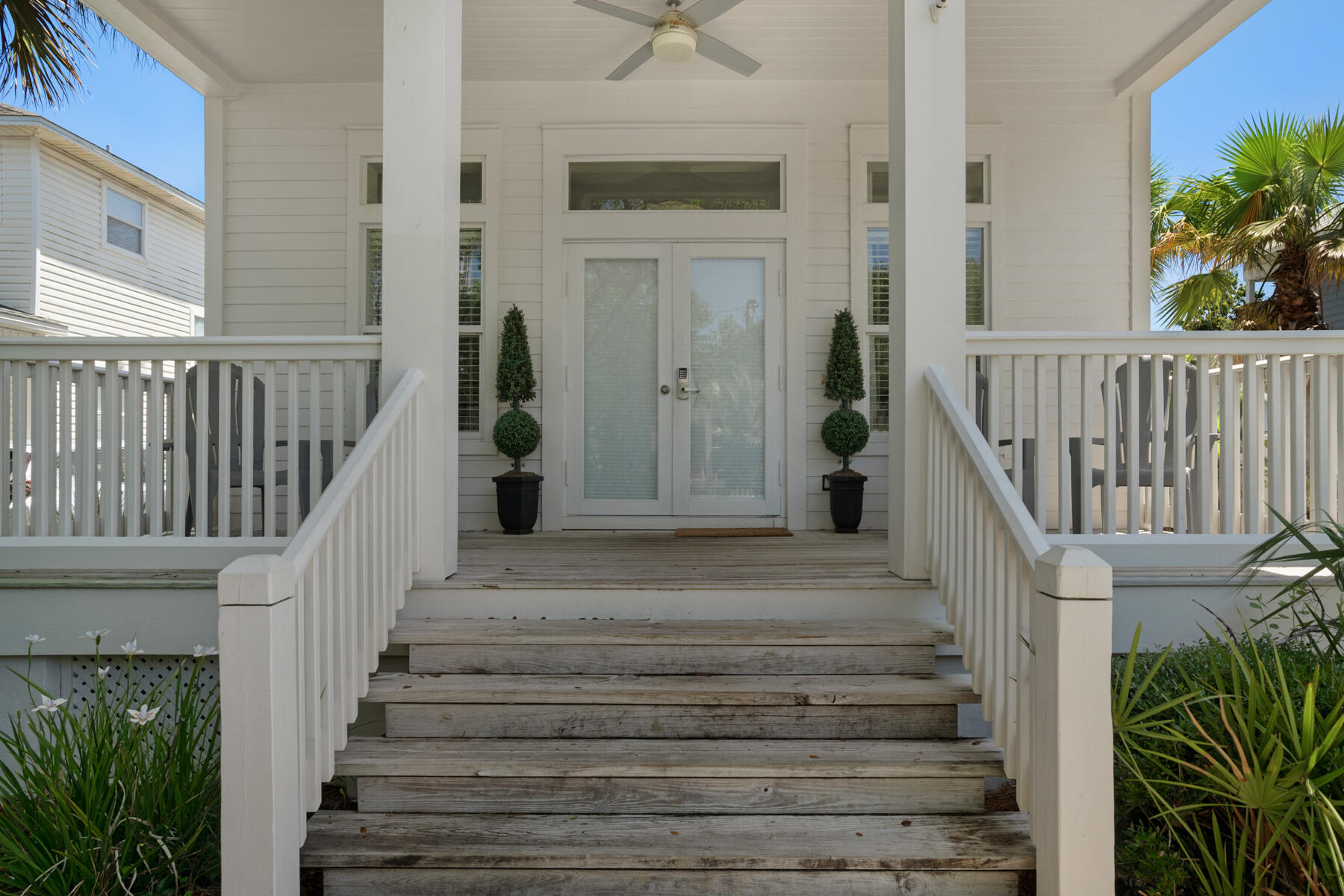 CRYSTAL BEACH - Residential