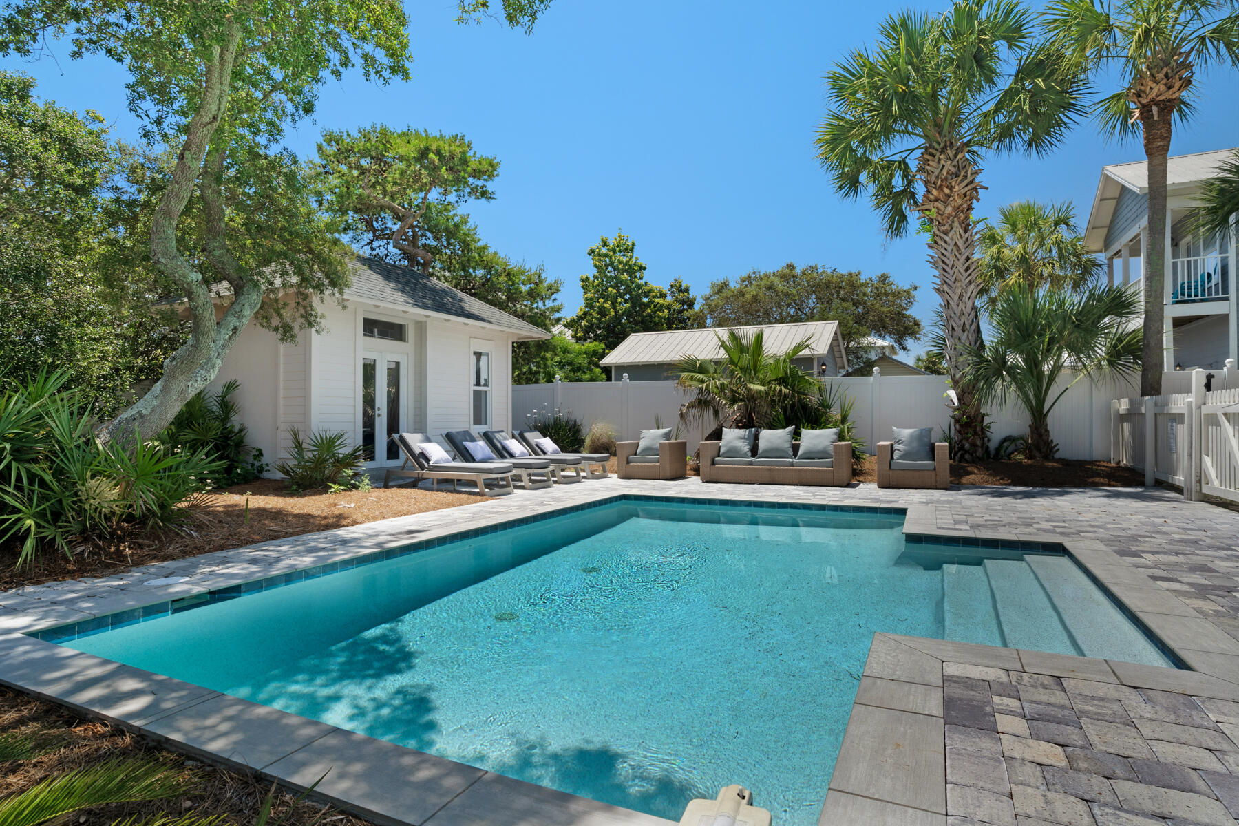 CRYSTAL BEACH - Residential