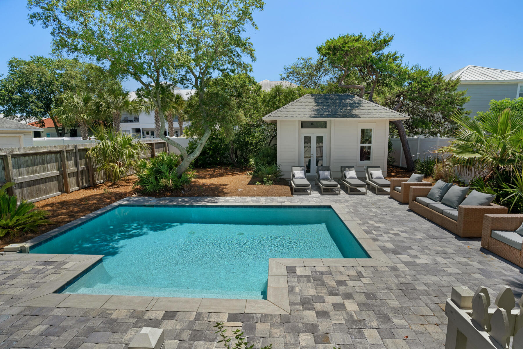 CRYSTAL BEACH - Residential