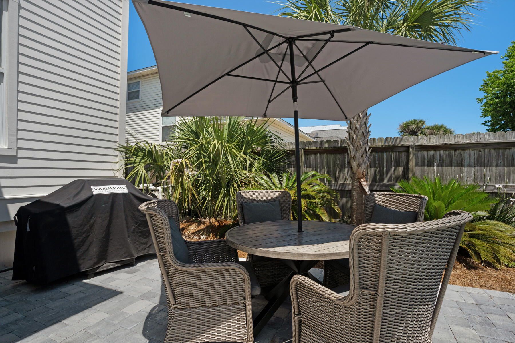 CRYSTAL BEACH - Residential