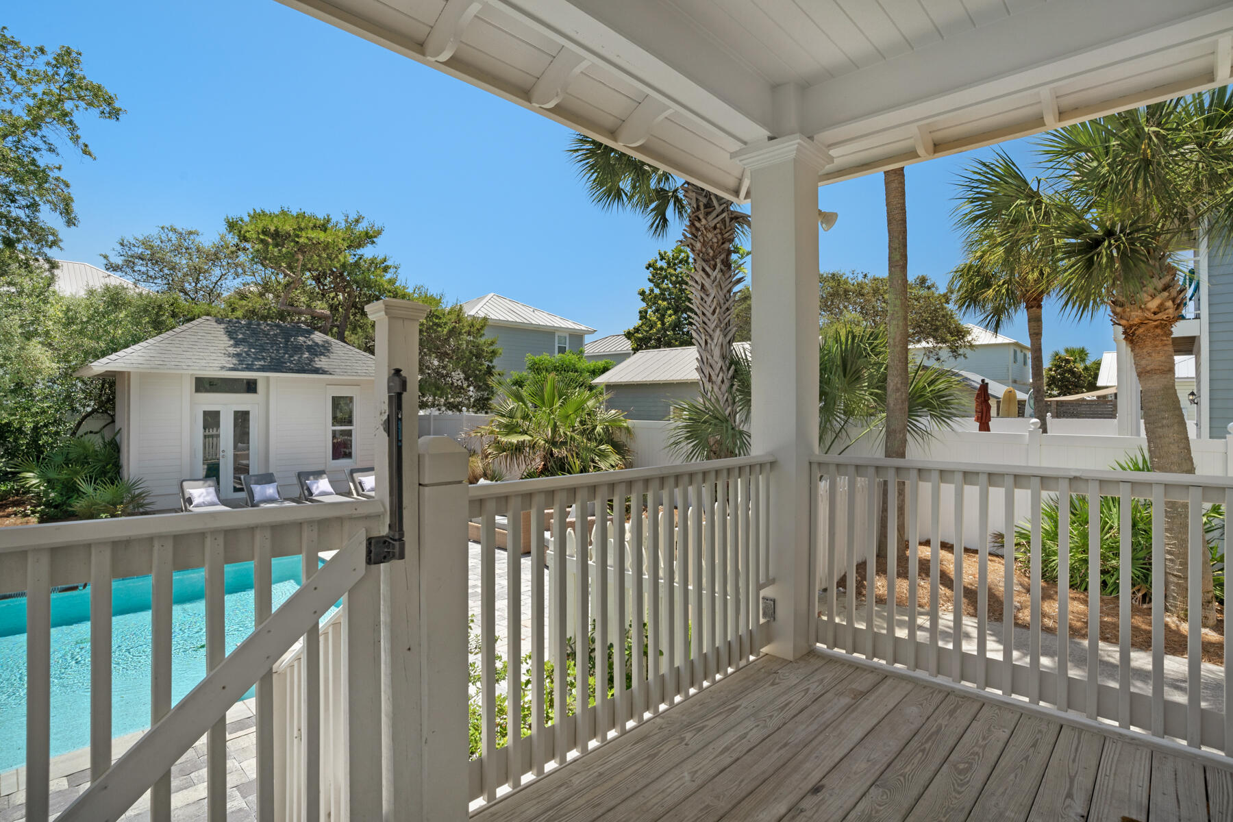 CRYSTAL BEACH - Residential