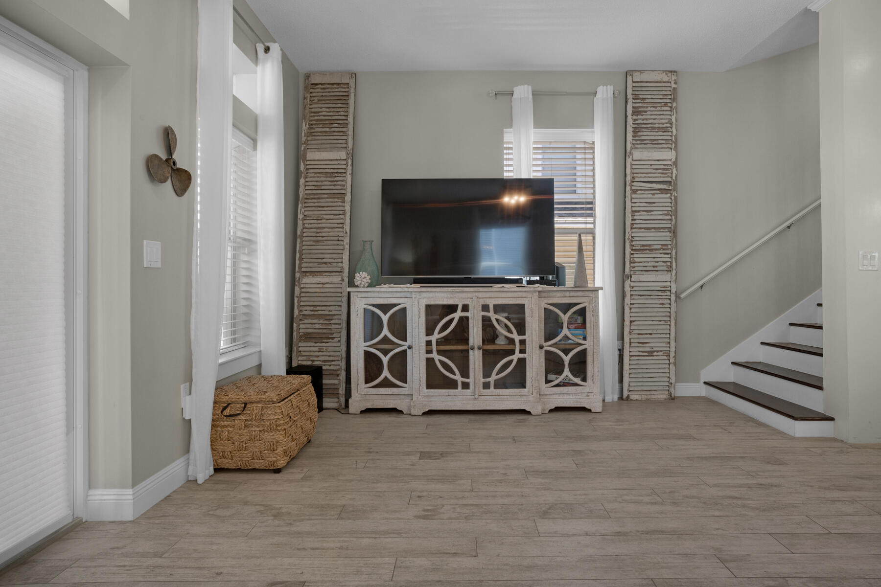 CRYSTAL BEACH - Residential