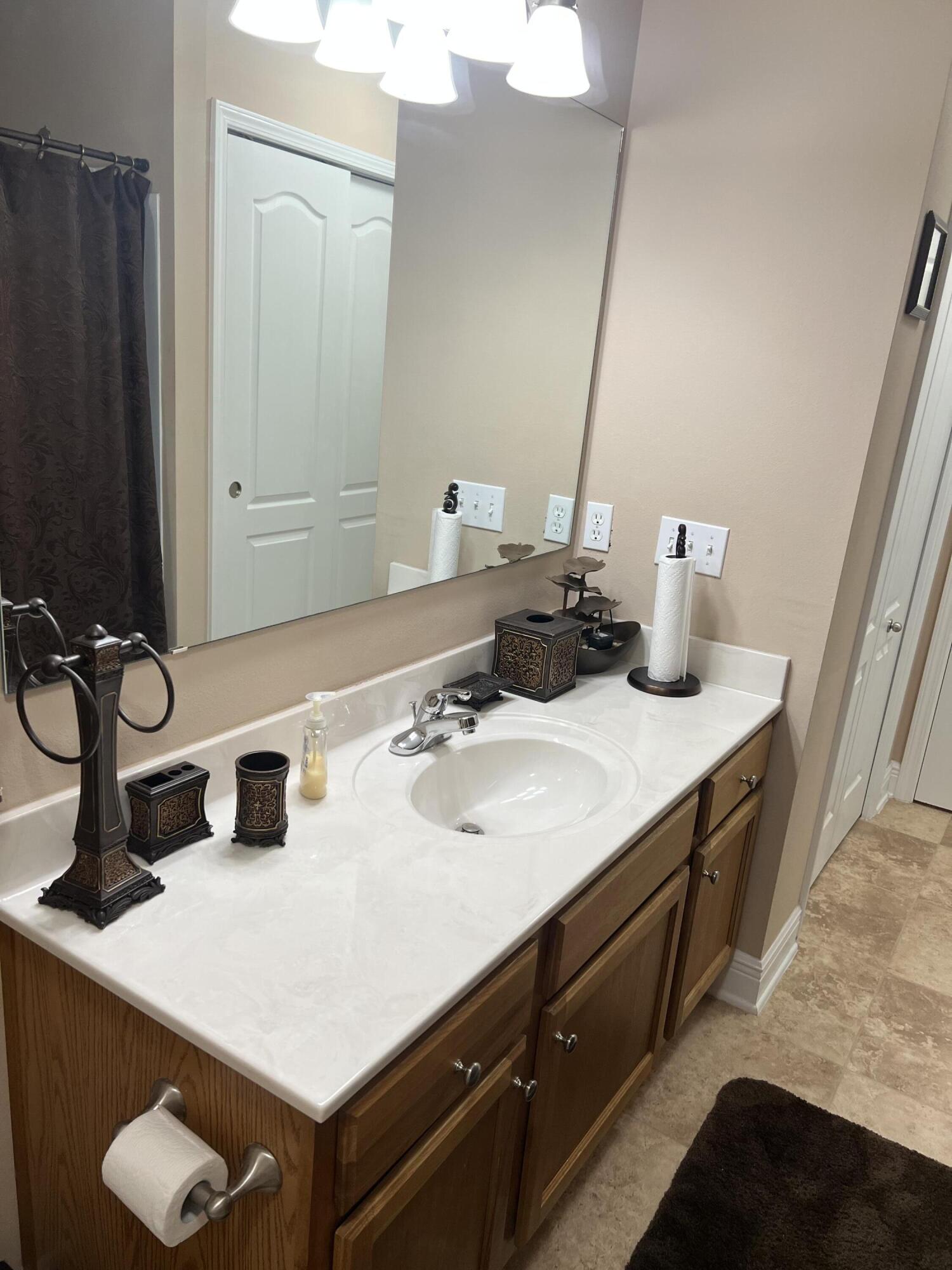 HADLEIGH HILLS T/H - Residential