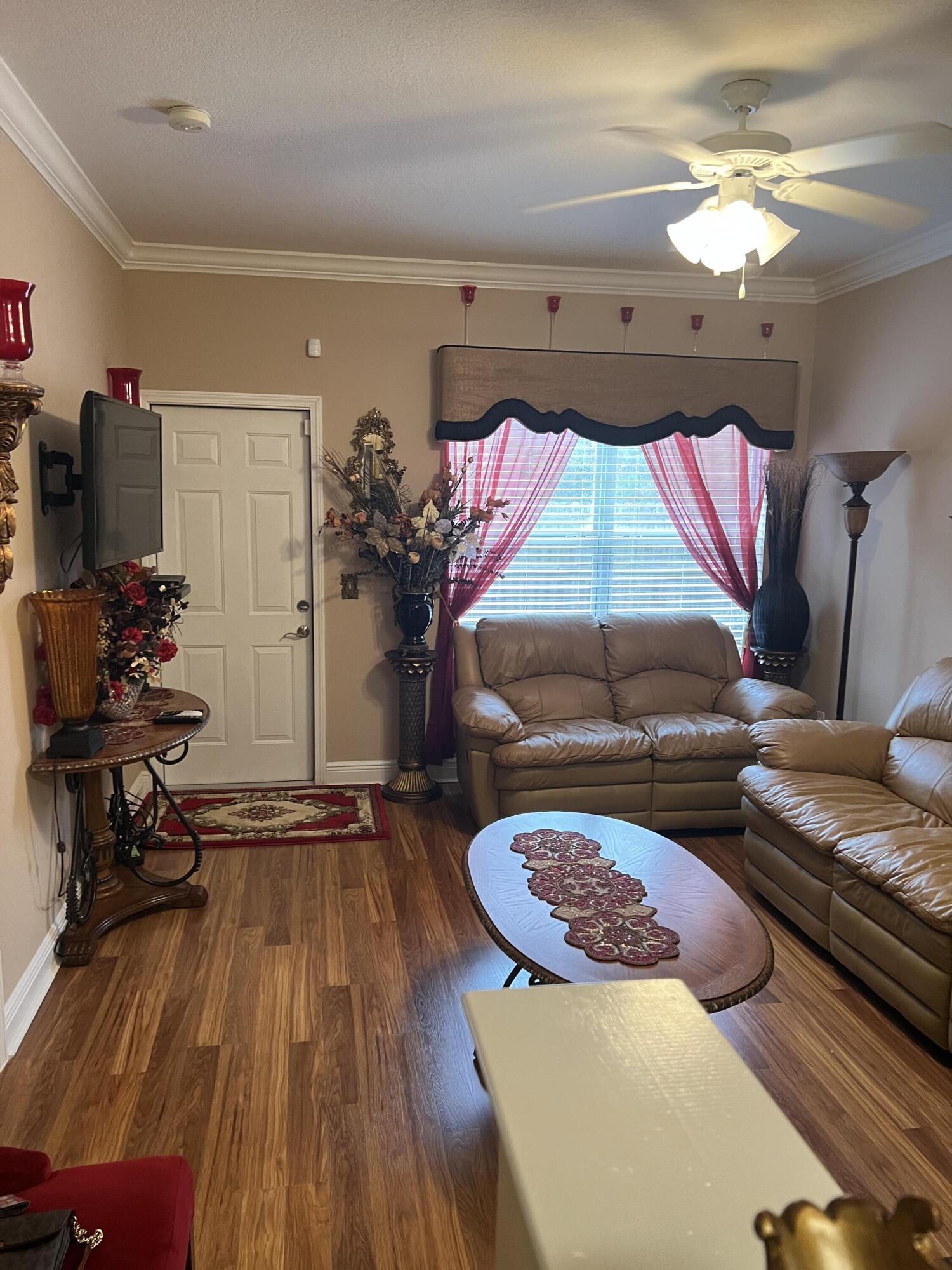 HADLEIGH HILLS T/H - Residential