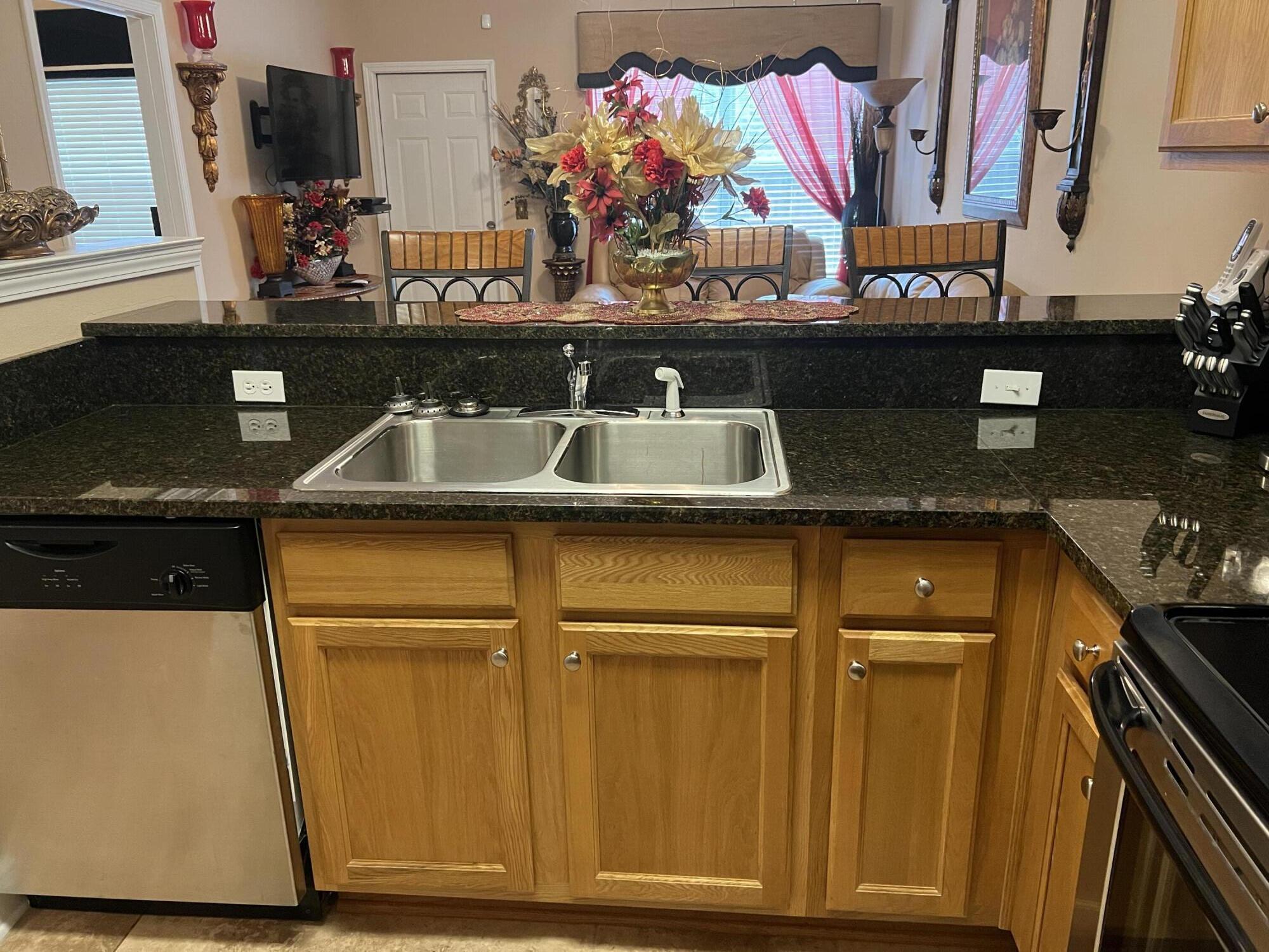 HADLEIGH HILLS T/H - Residential