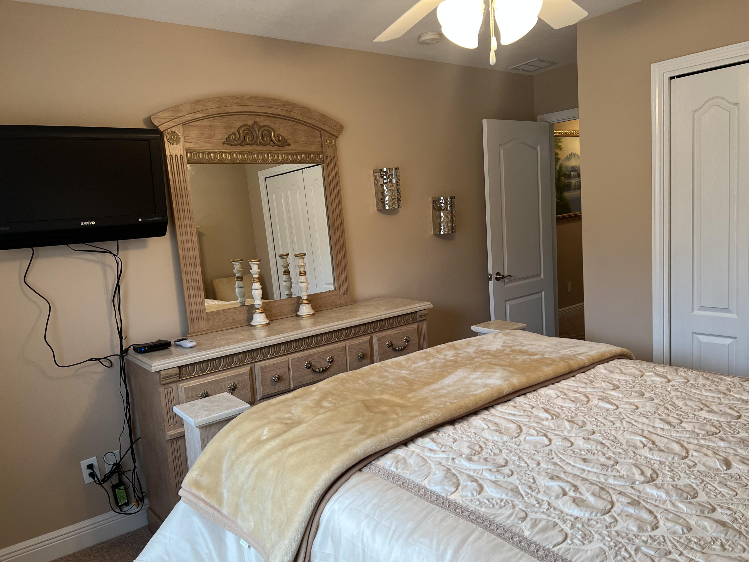 HADLEIGH HILLS T/H - Residential