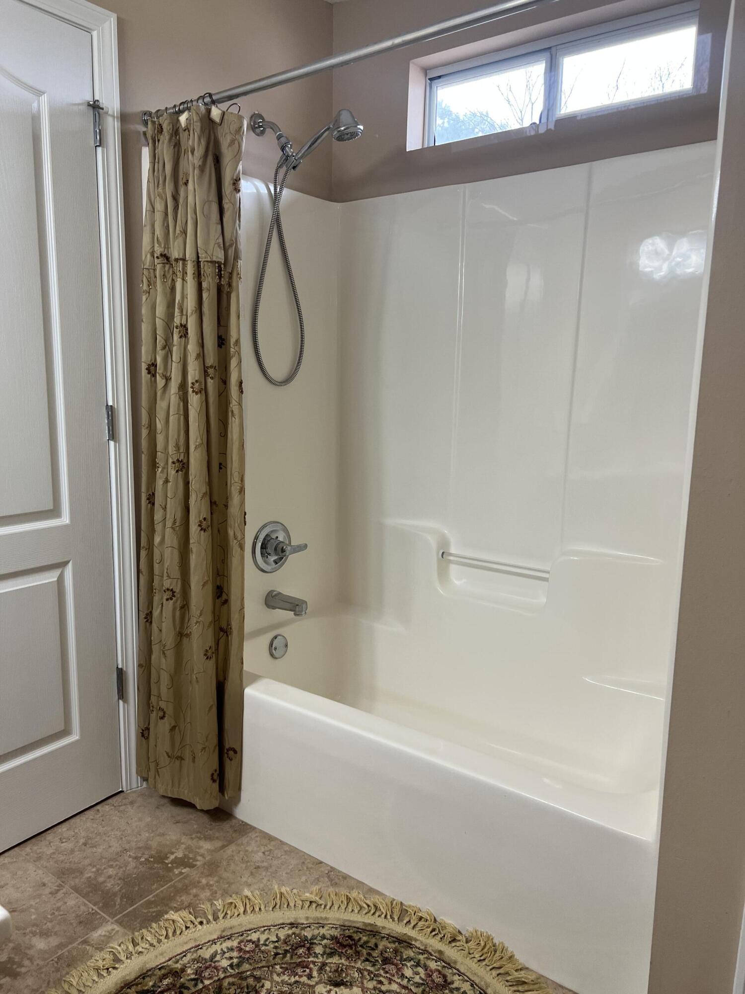 HADLEIGH HILLS T/H - Residential