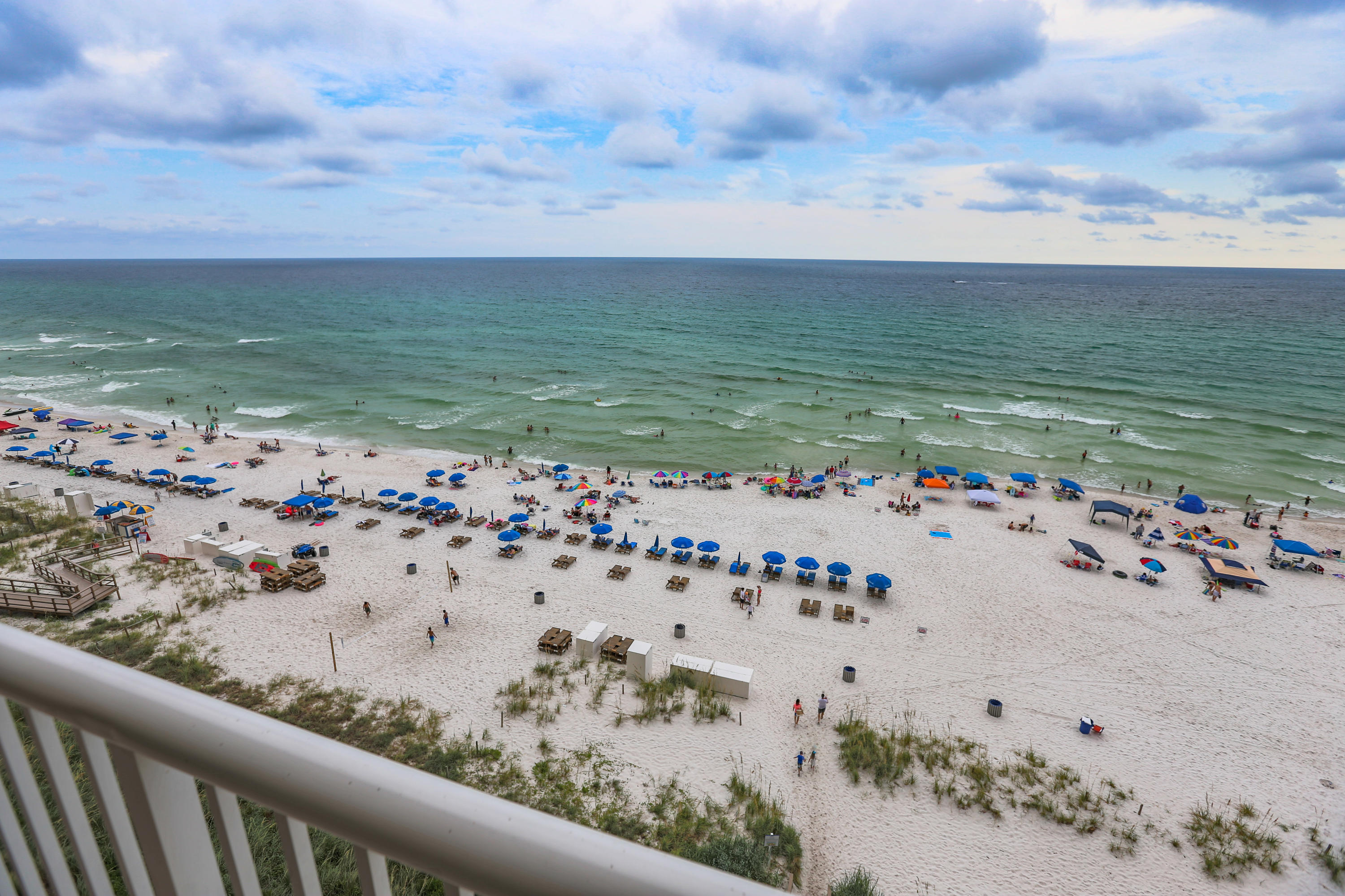 MAJESTIC BEACH TOWERS I - Residential