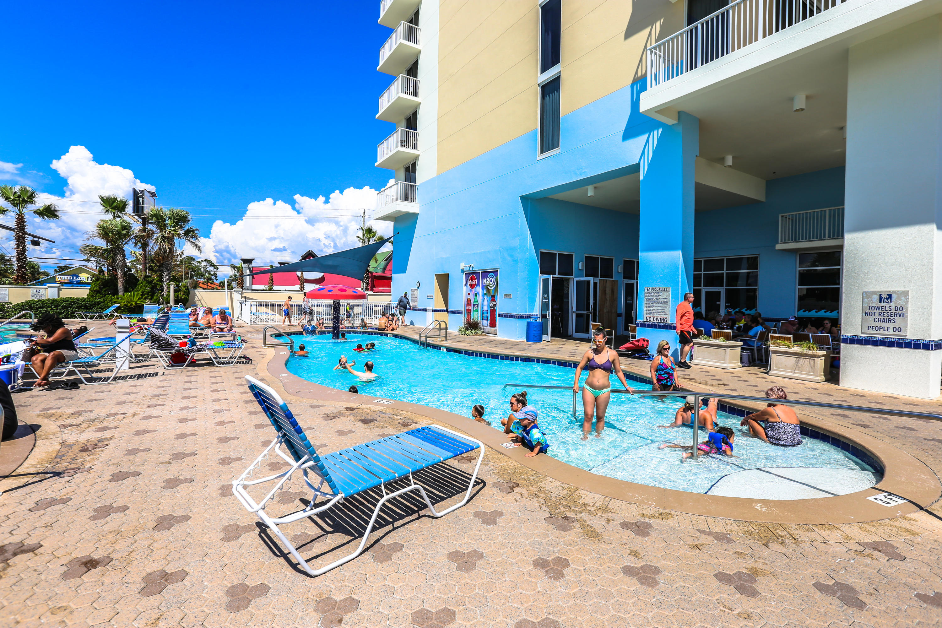 MAJESTIC BEACH TOWERS I - Residential