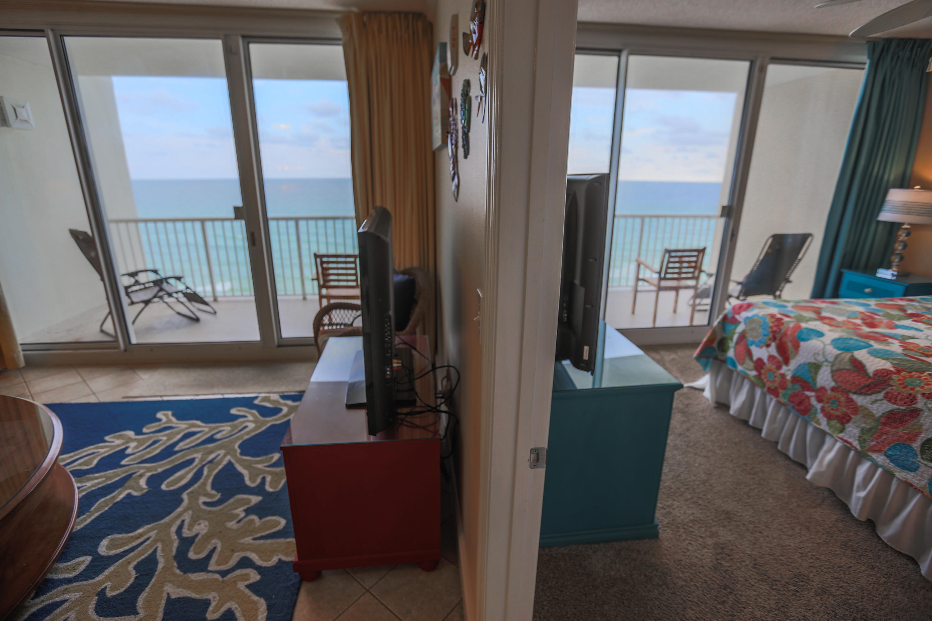 MAJESTIC BEACH TOWERS I - Residential