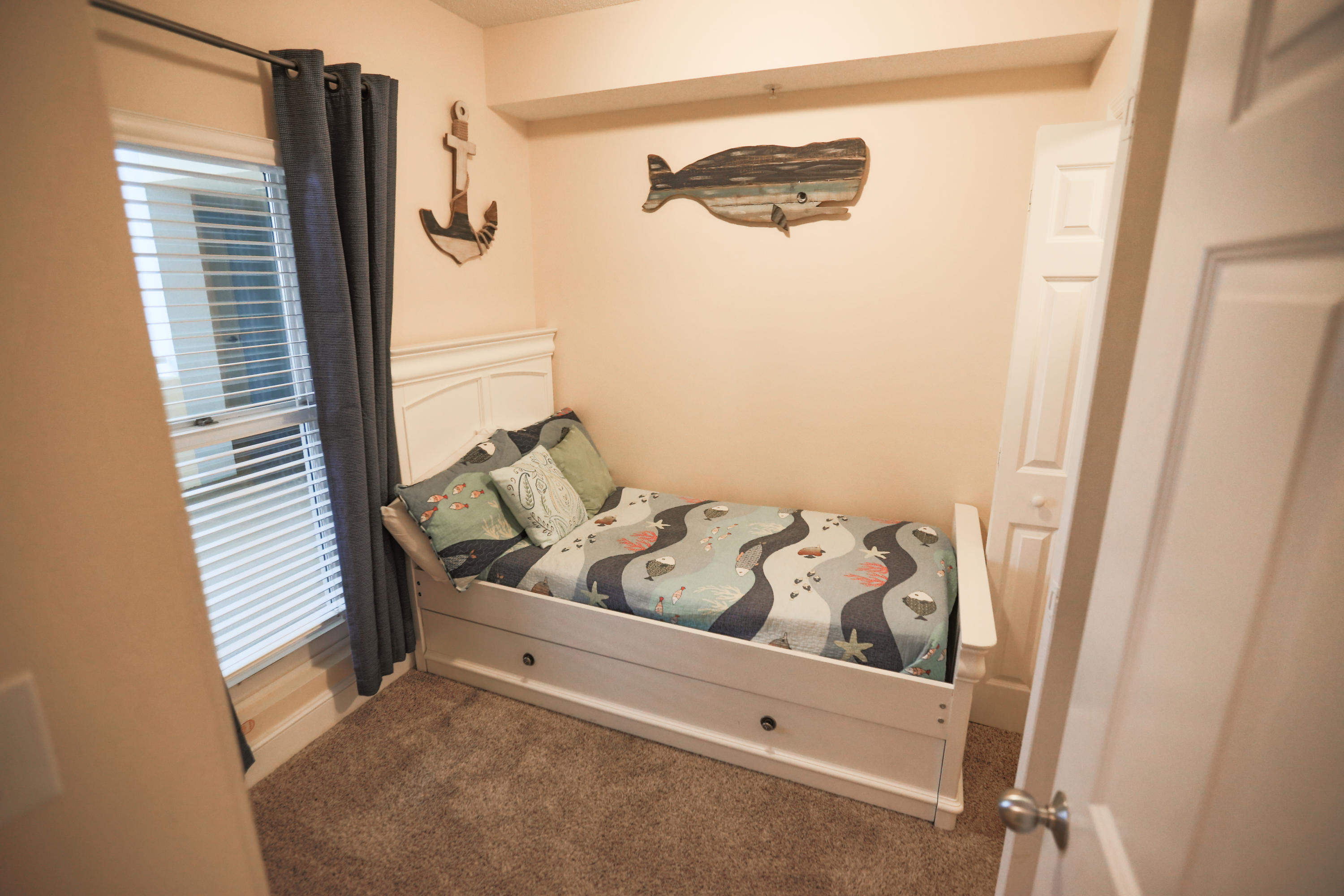 MAJESTIC BEACH TOWERS I - Residential