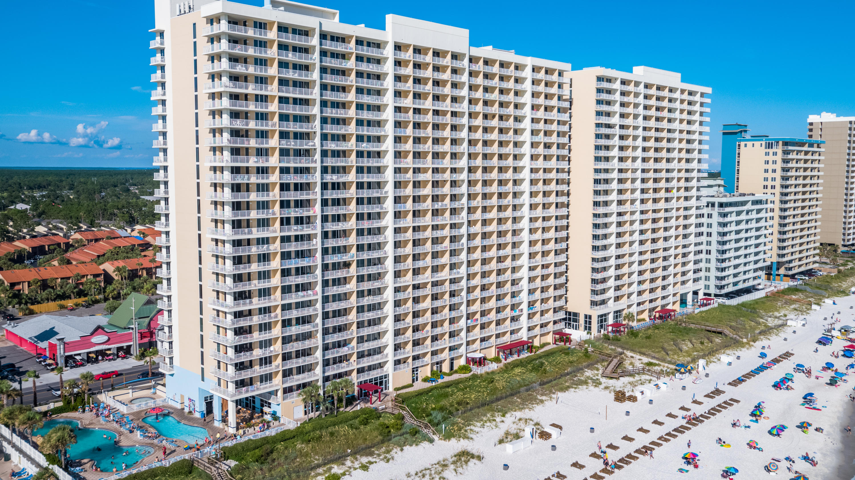 MAJESTIC BEACH TOWERS I - Residential