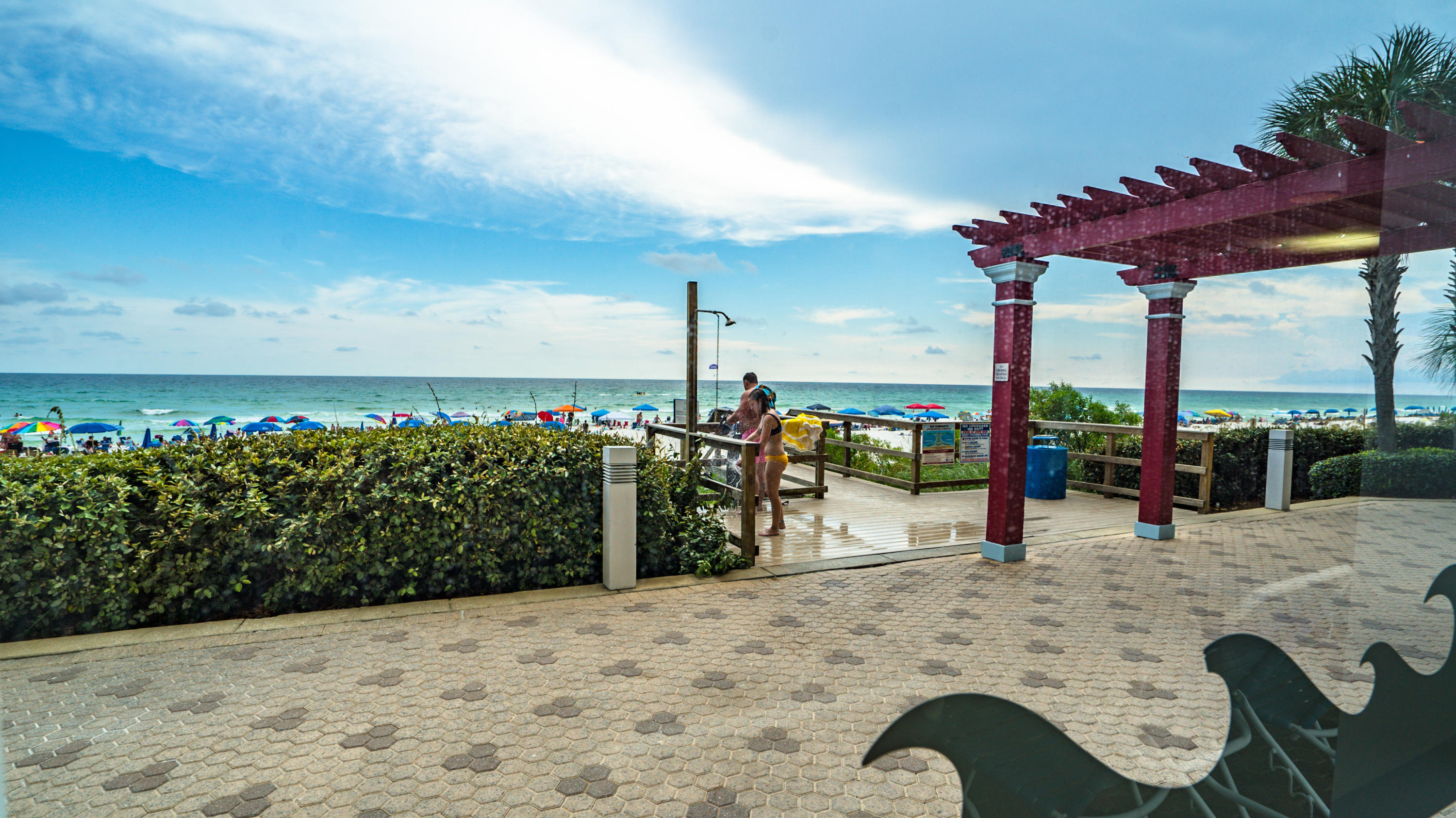 MAJESTIC BEACH TOWERS I - Residential