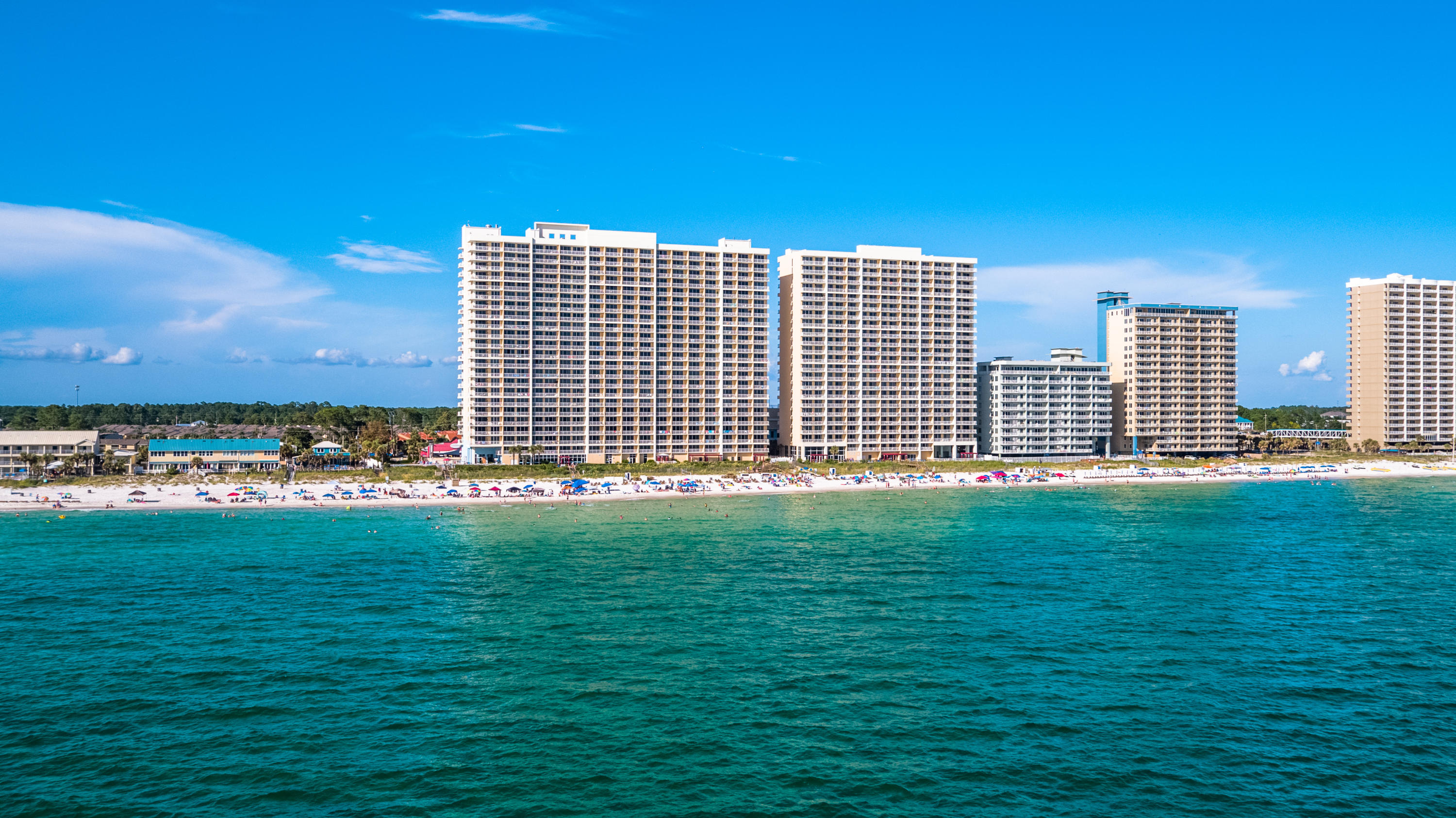 MAJESTIC BEACH TOWERS I - Residential