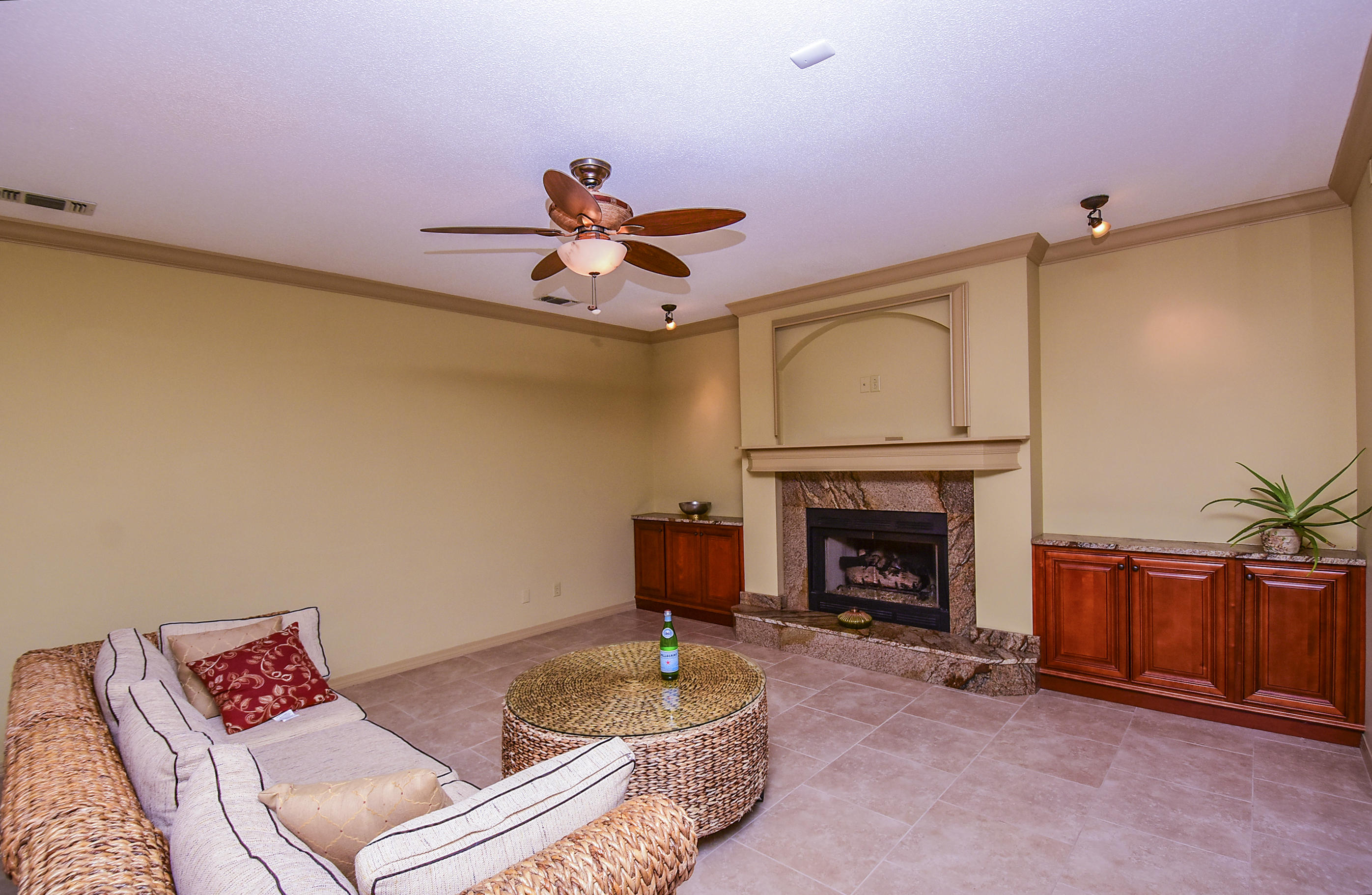 INDIAN SHORES PH 1 - Residential