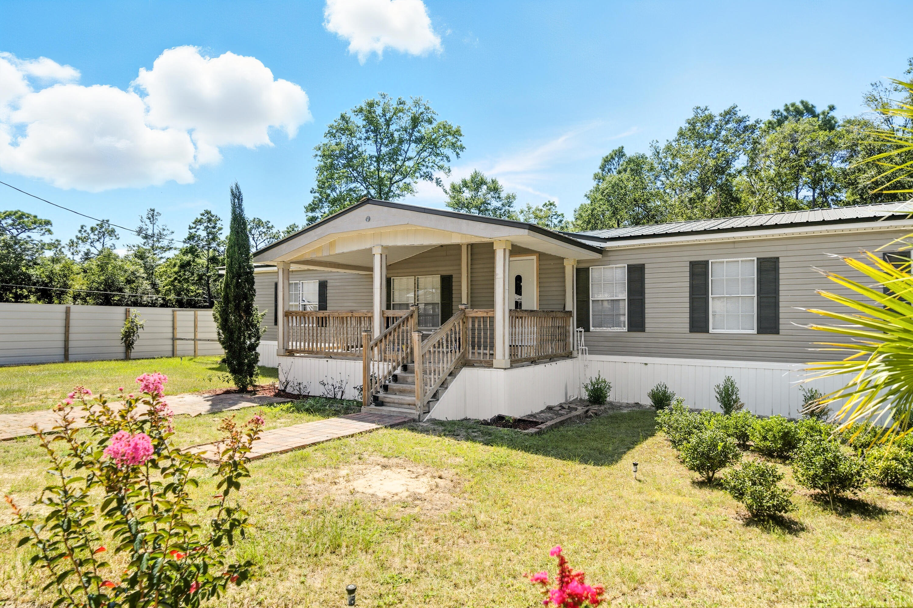 OAKWOOD LAKES ESTATES - Residential