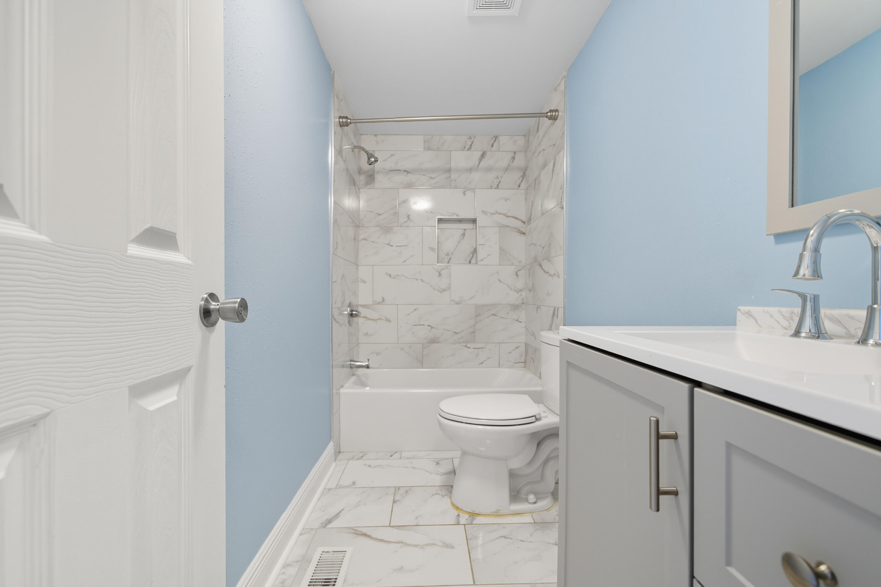 OAKWOOD LAKES ESTATES - Residential