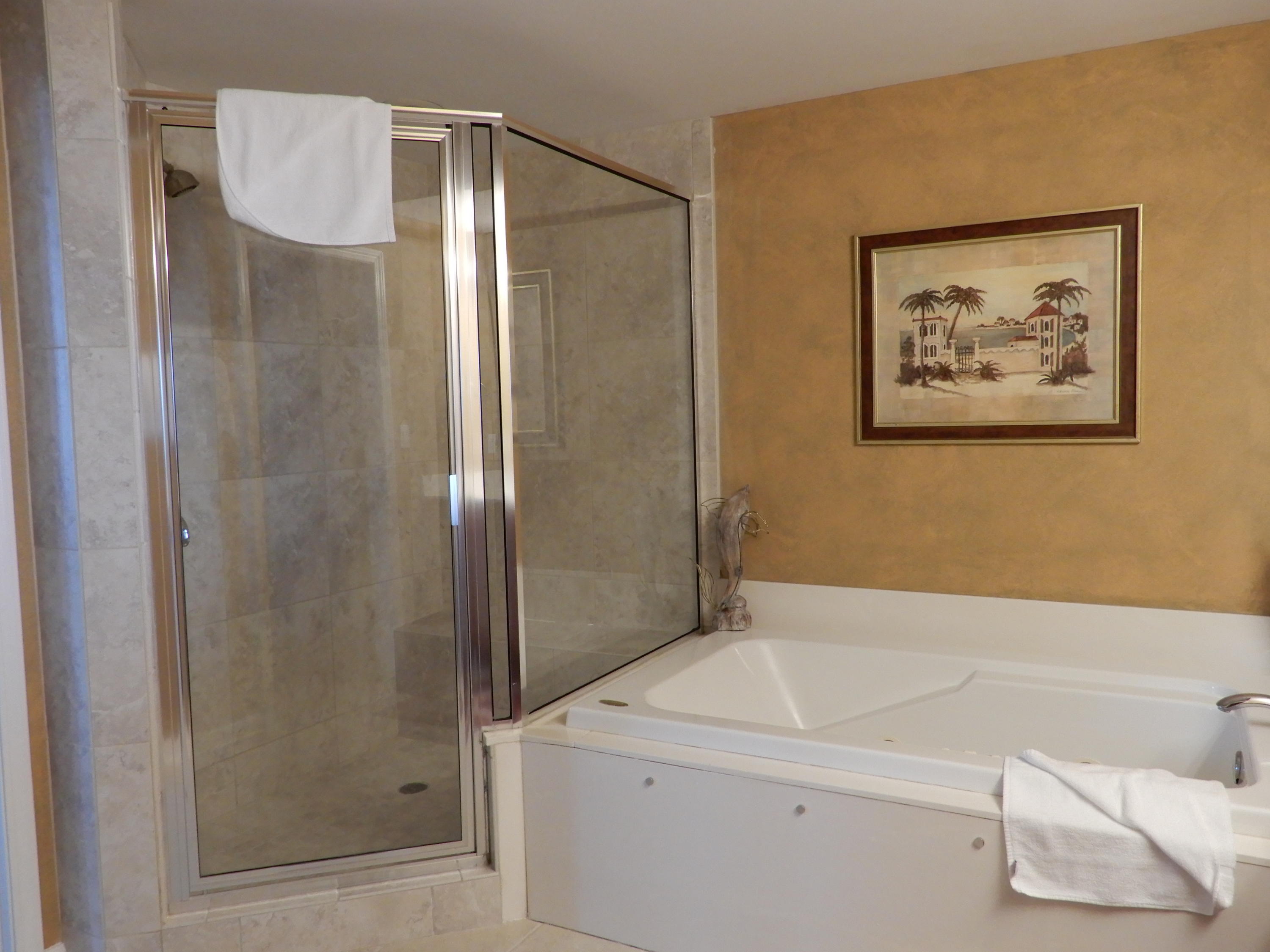 SILVER BEACH TOWERS West - Residential