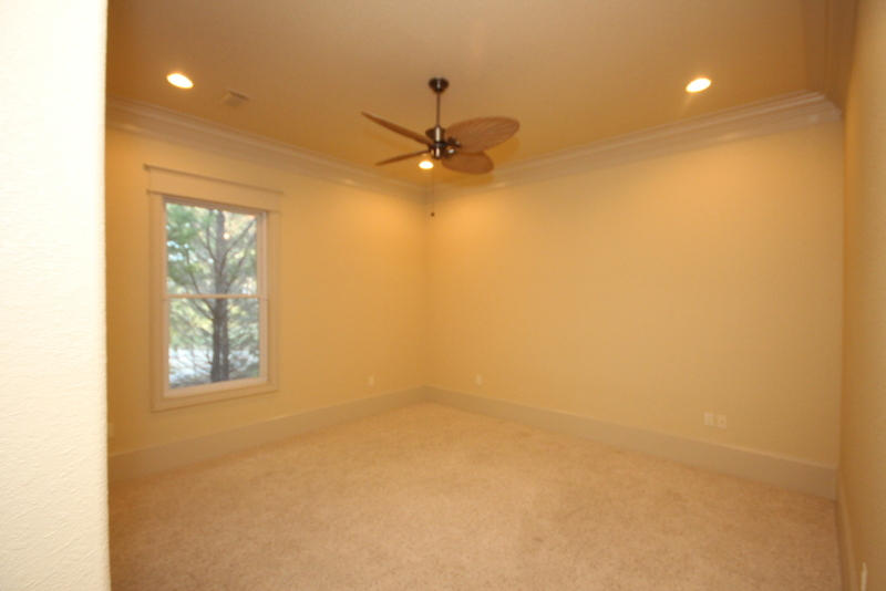 HOLIDAY SHORES ESTATES - Residential