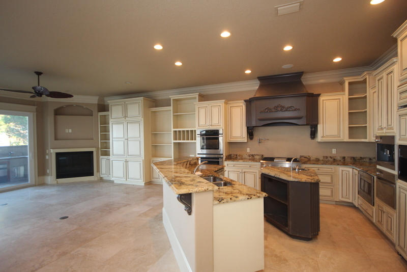 HOLIDAY SHORES ESTATES - Residential