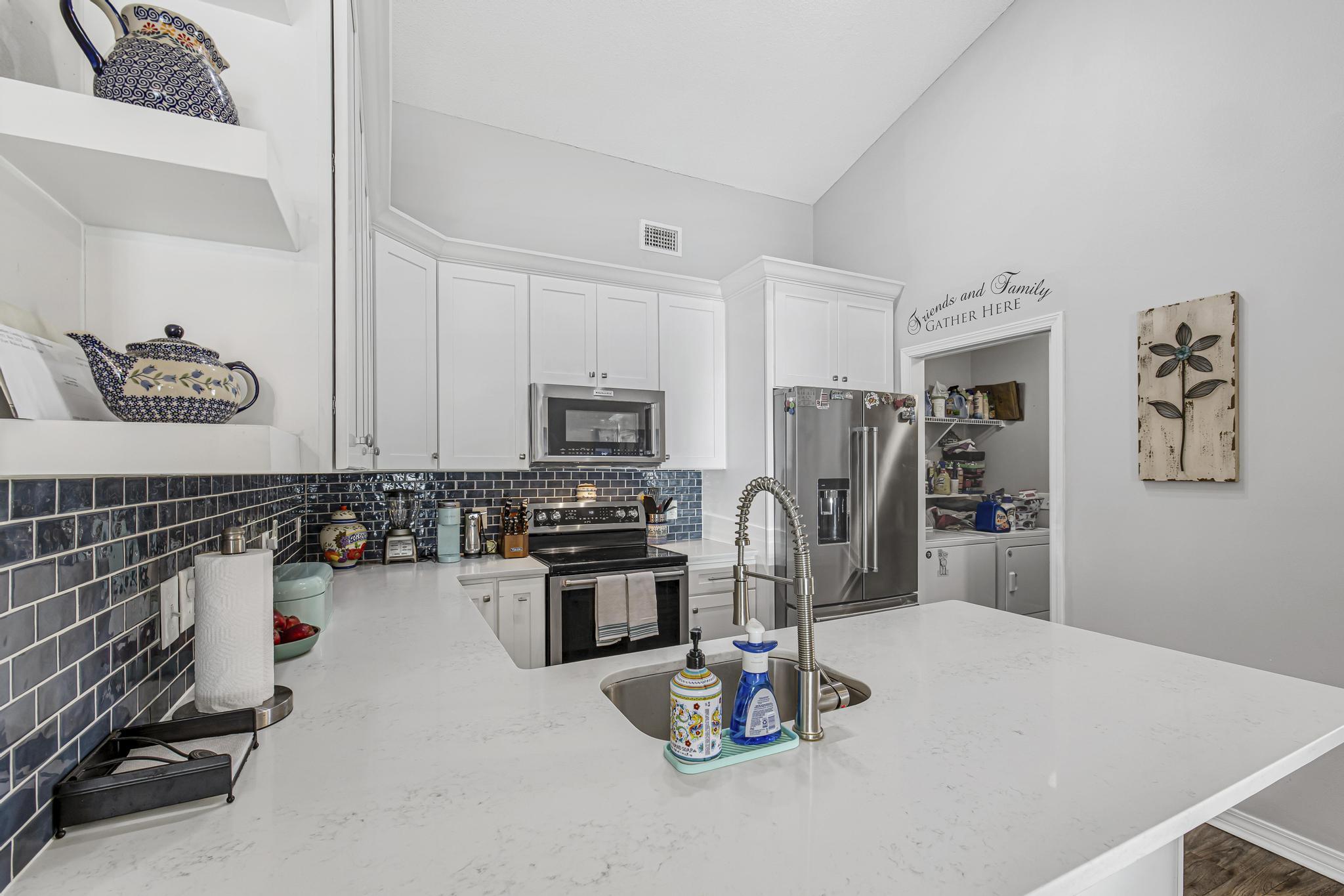 PARKER'S LANDING - Residential