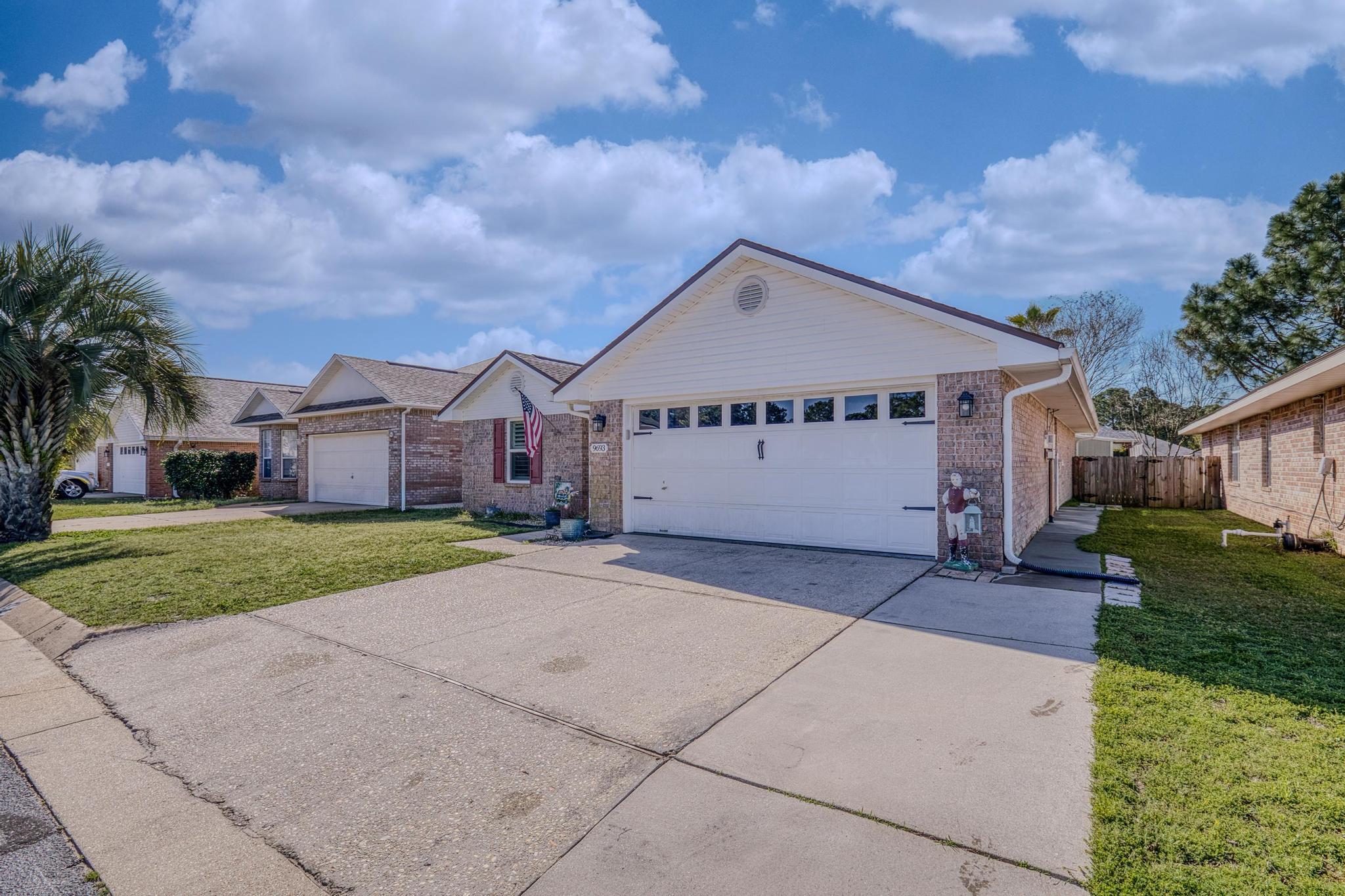 PARKER'S LANDING - Residential