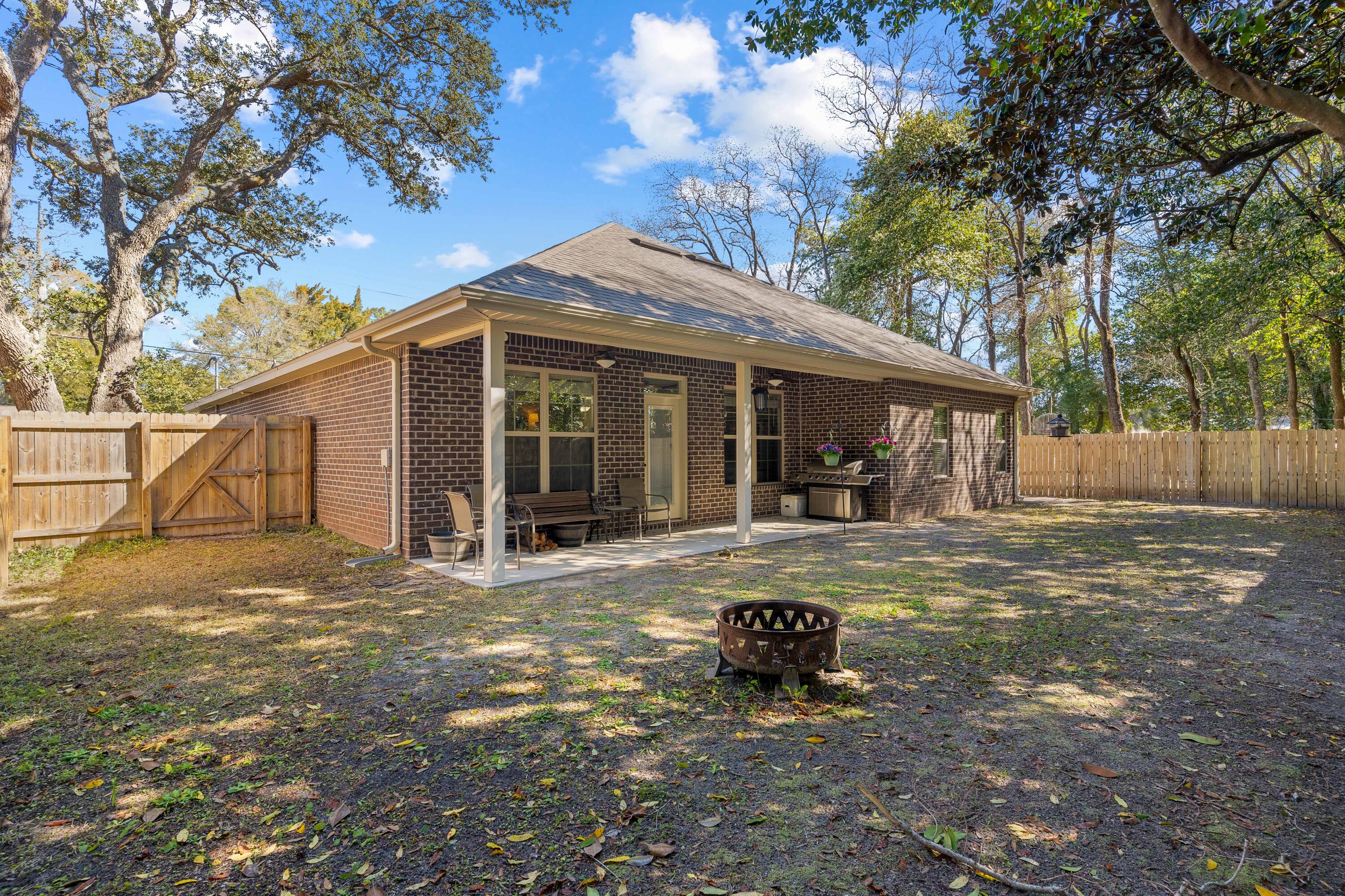 GARNIERS BEACH - Residential