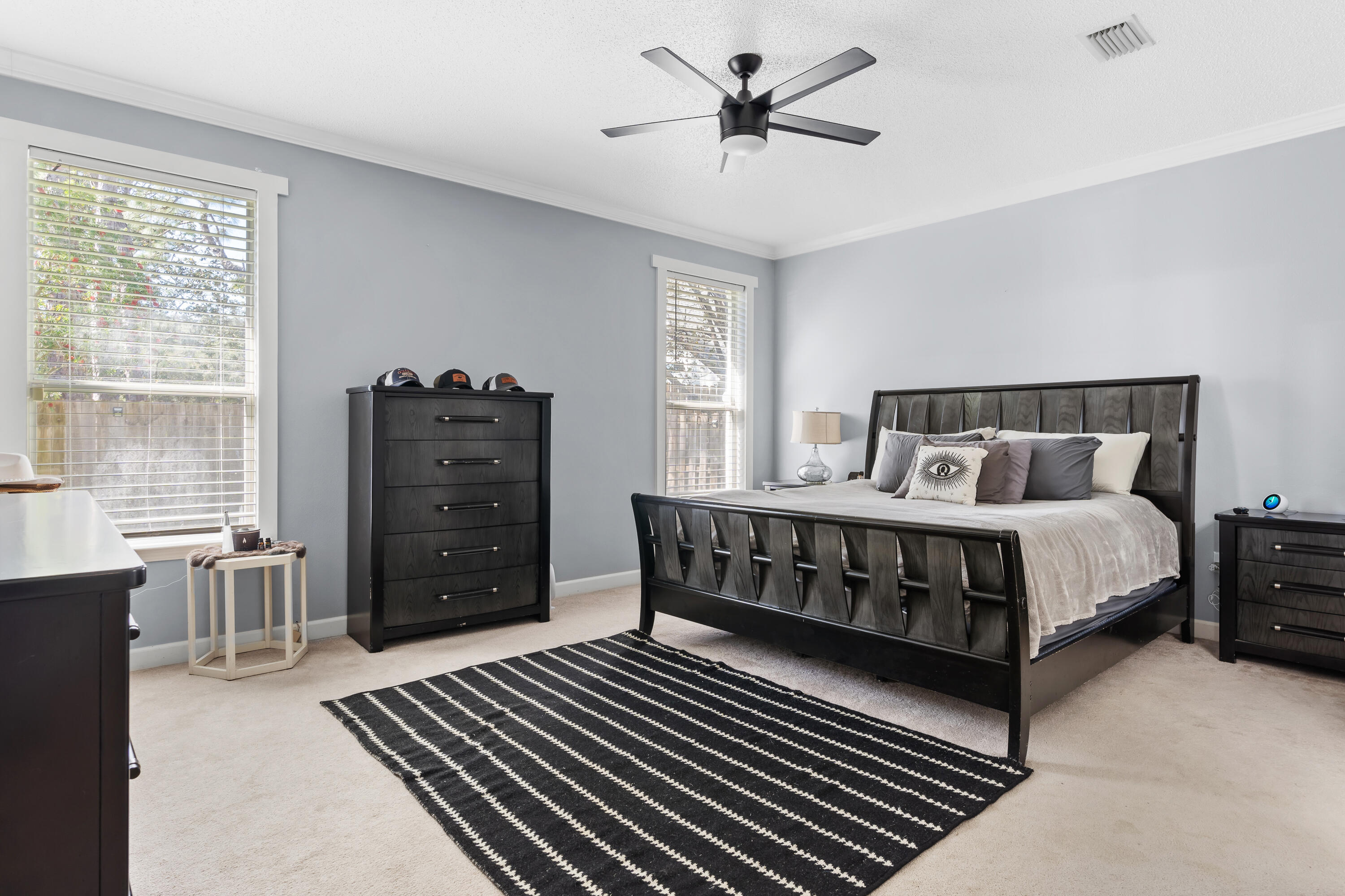 Calle Escada - Residential