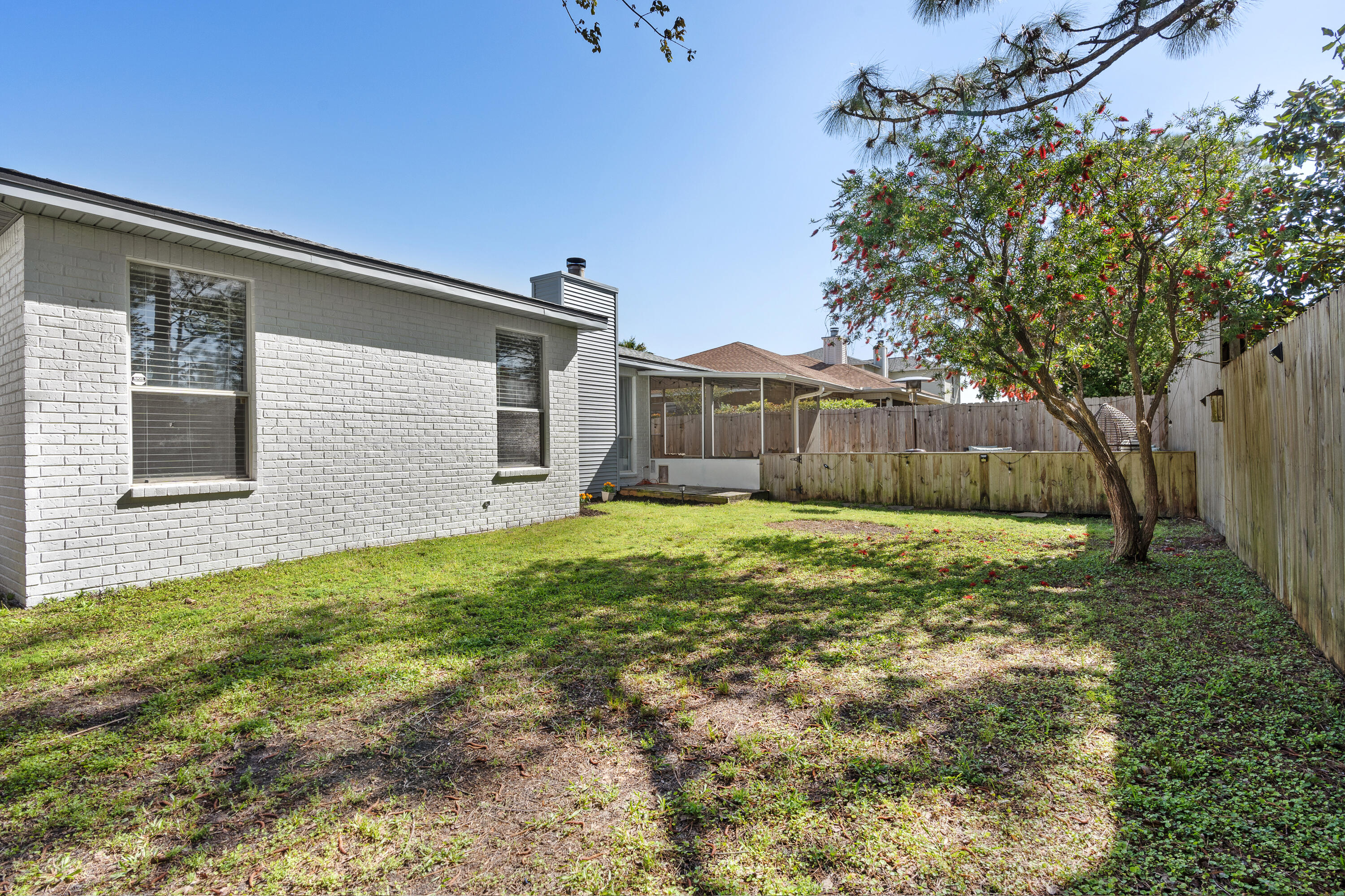 Calle Escada - Residential