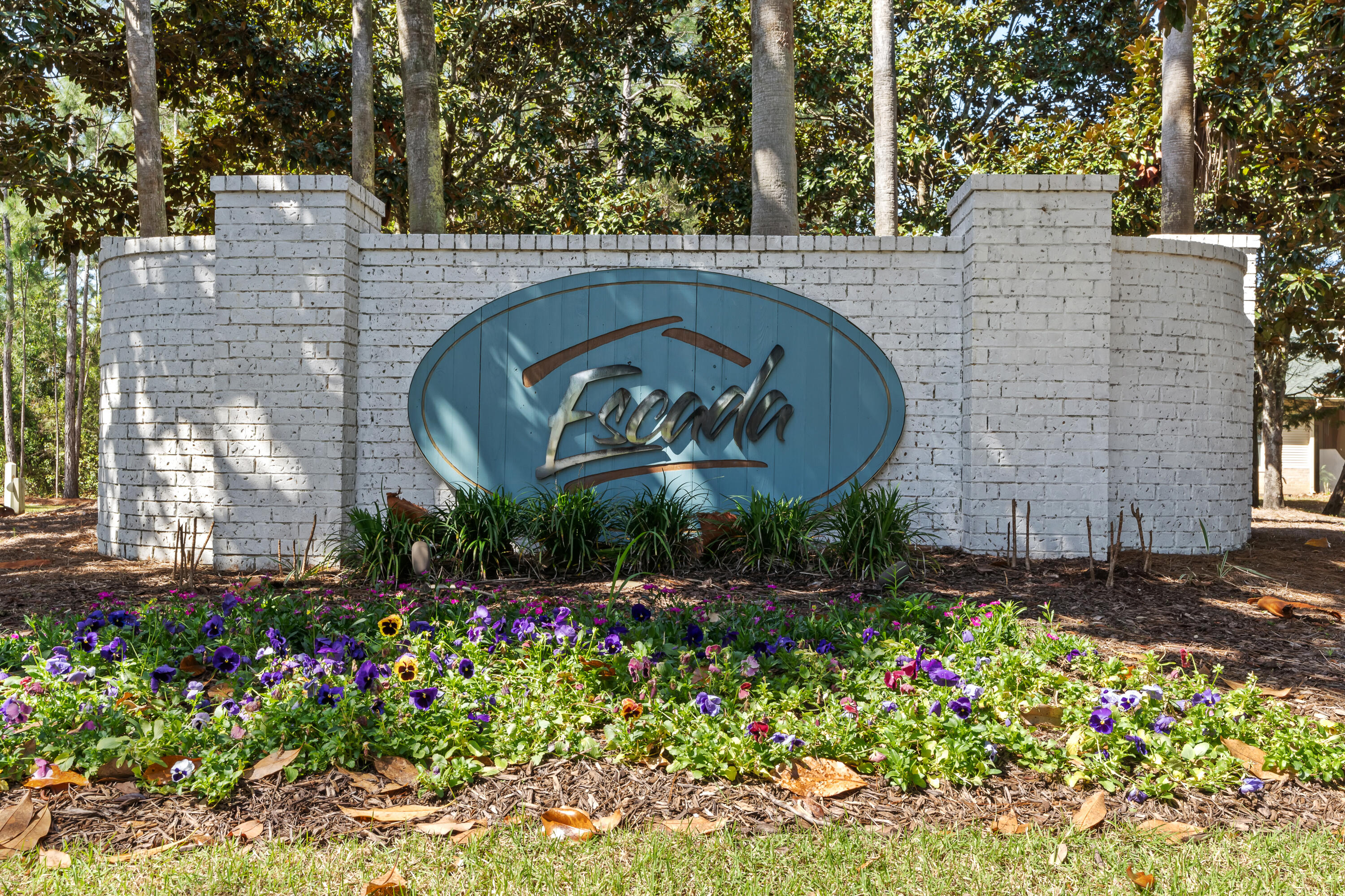 Calle Escada - Residential