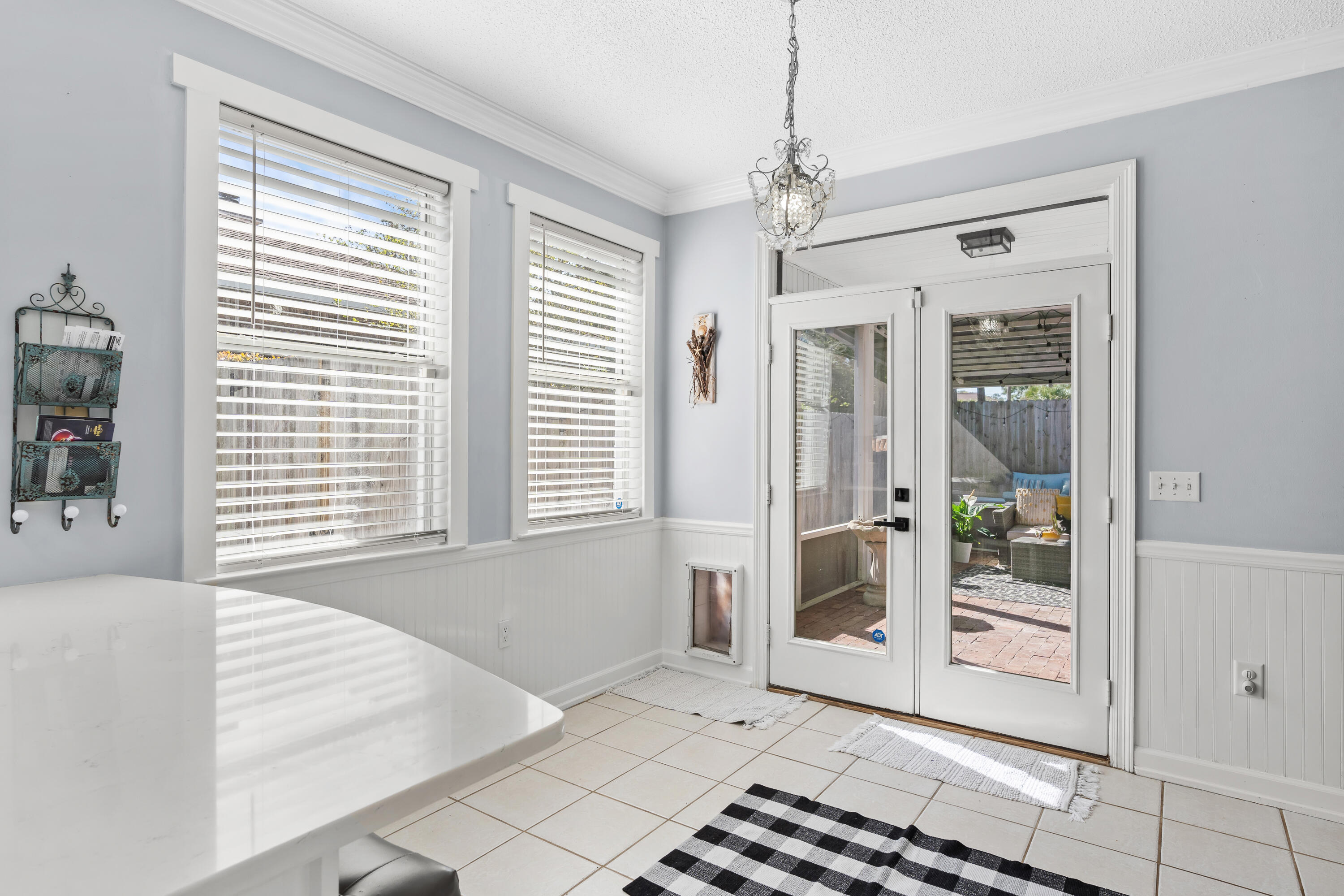 Calle Escada - Residential