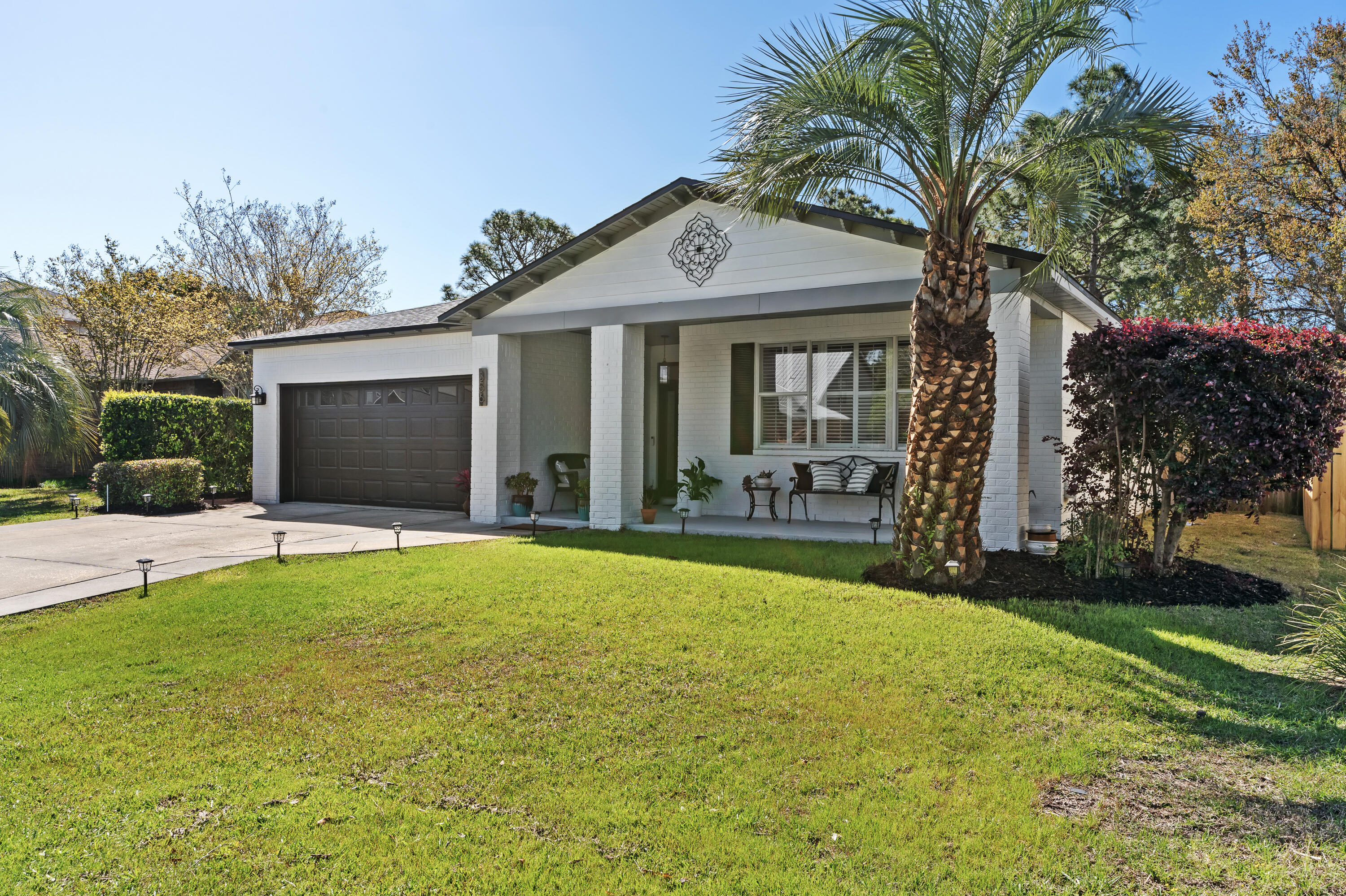 Calle Escada - Residential