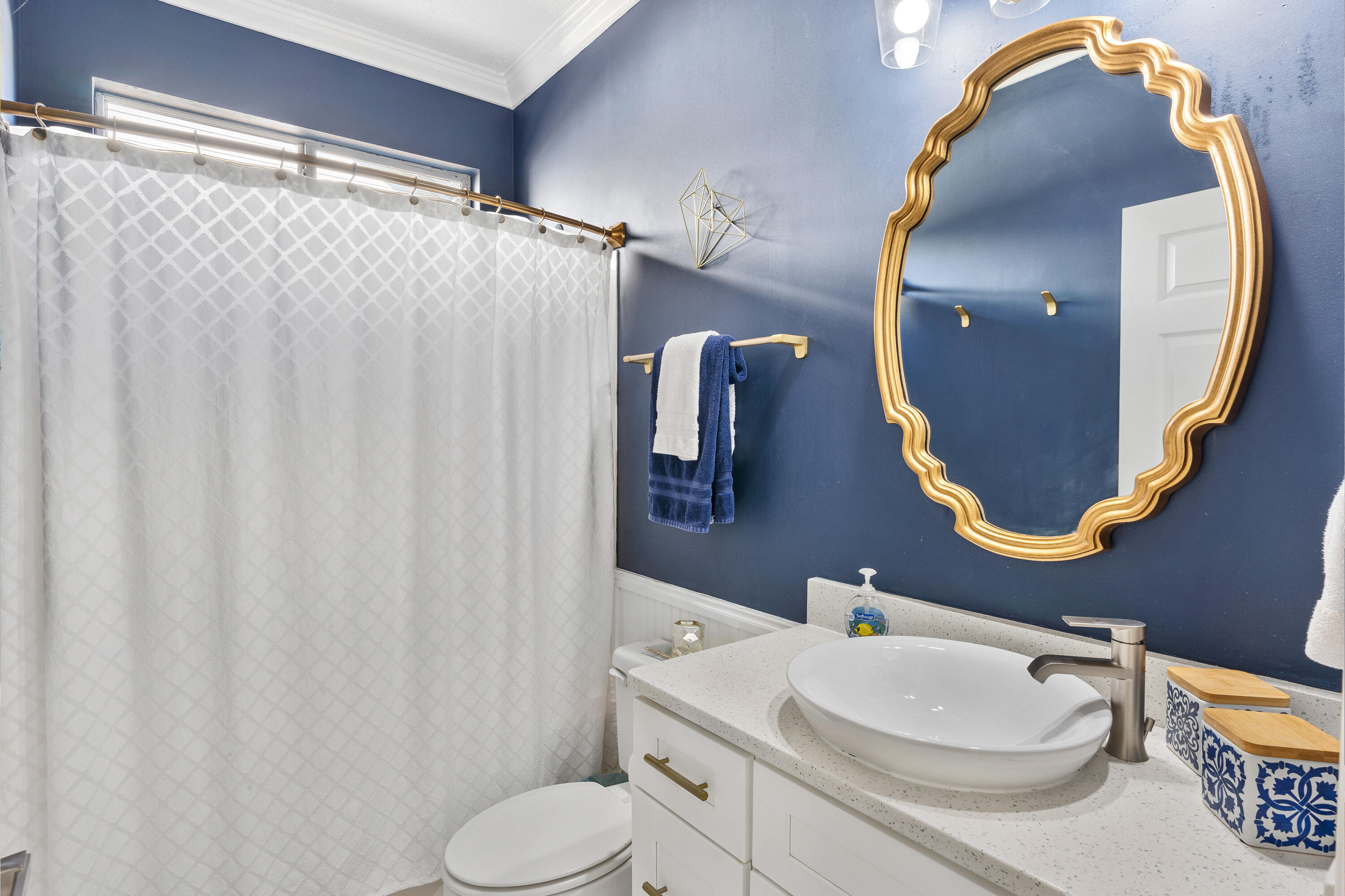 Calle Escada - Residential