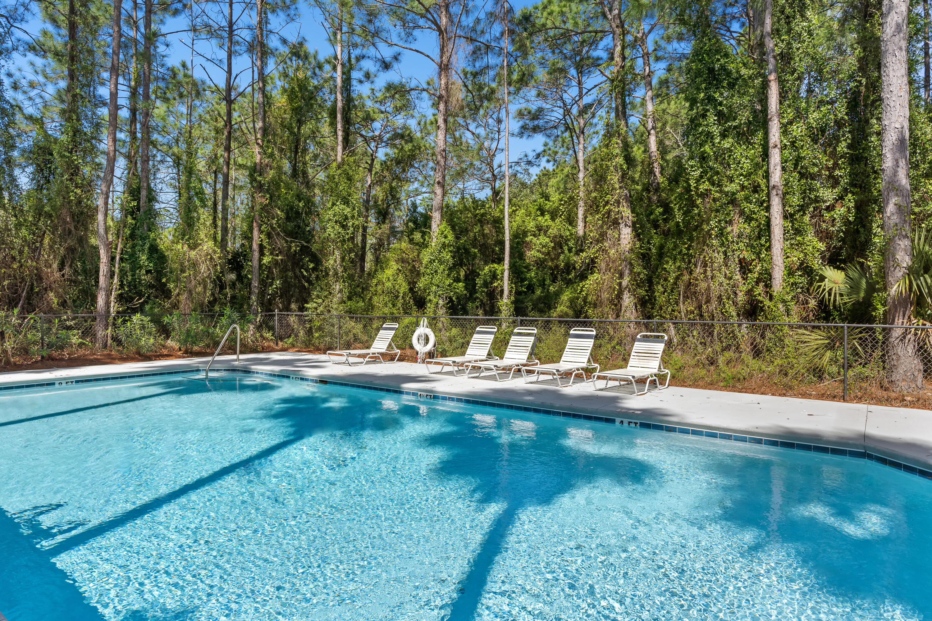 Calle Escada - Residential