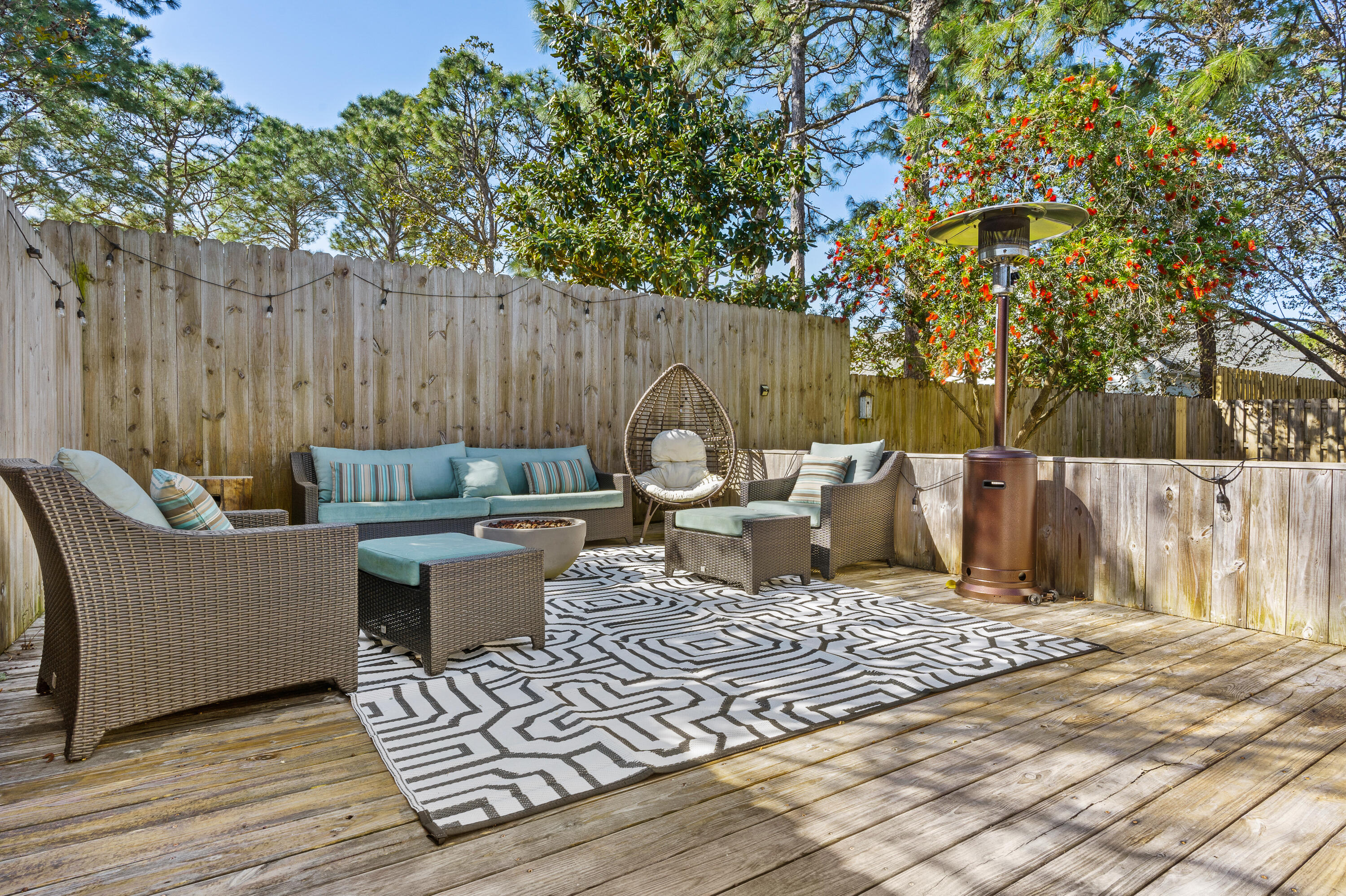 Calle Escada - Residential