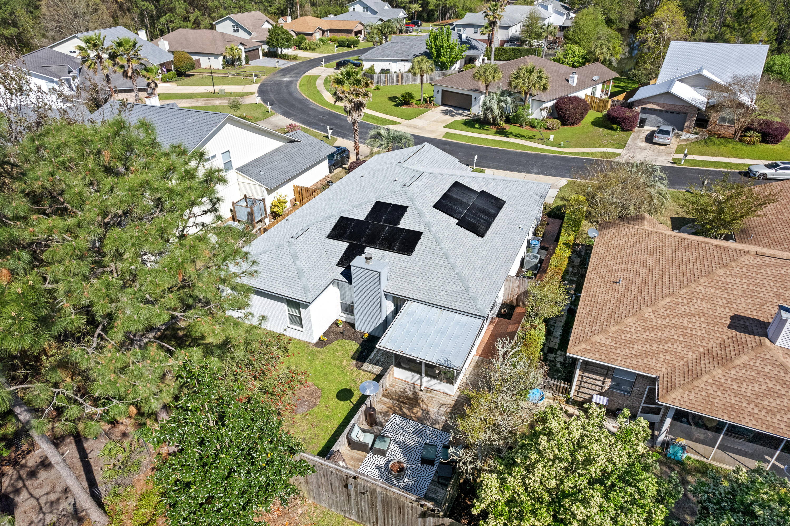 Calle Escada - Residential