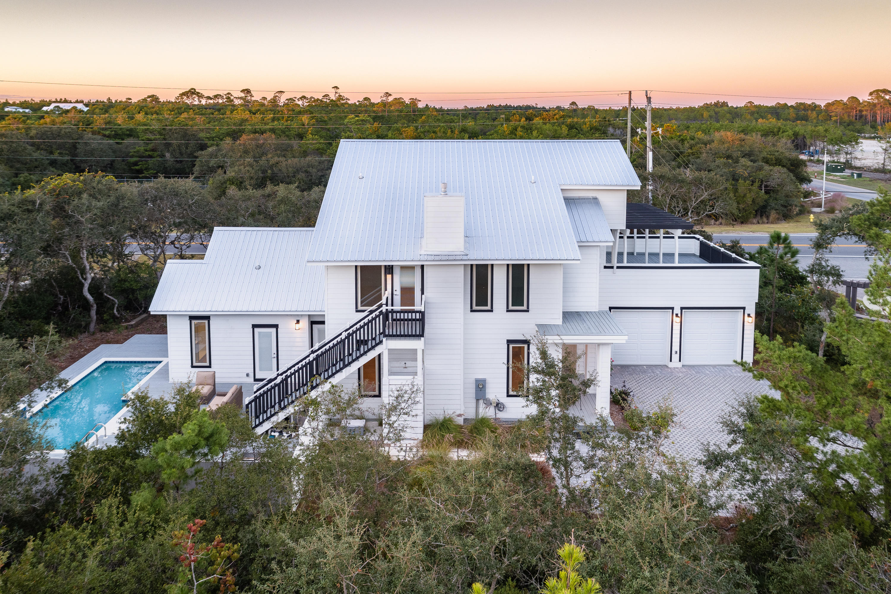 Sand Cliffs on the Gulf - Residential