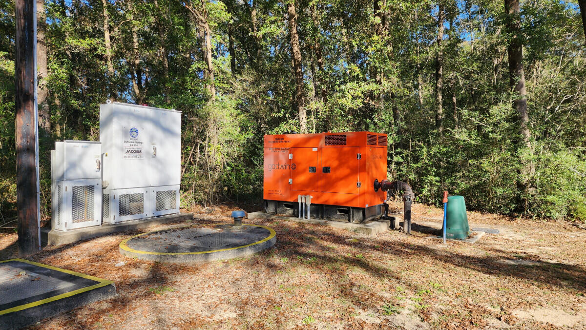 METES & BOUNDS - Land