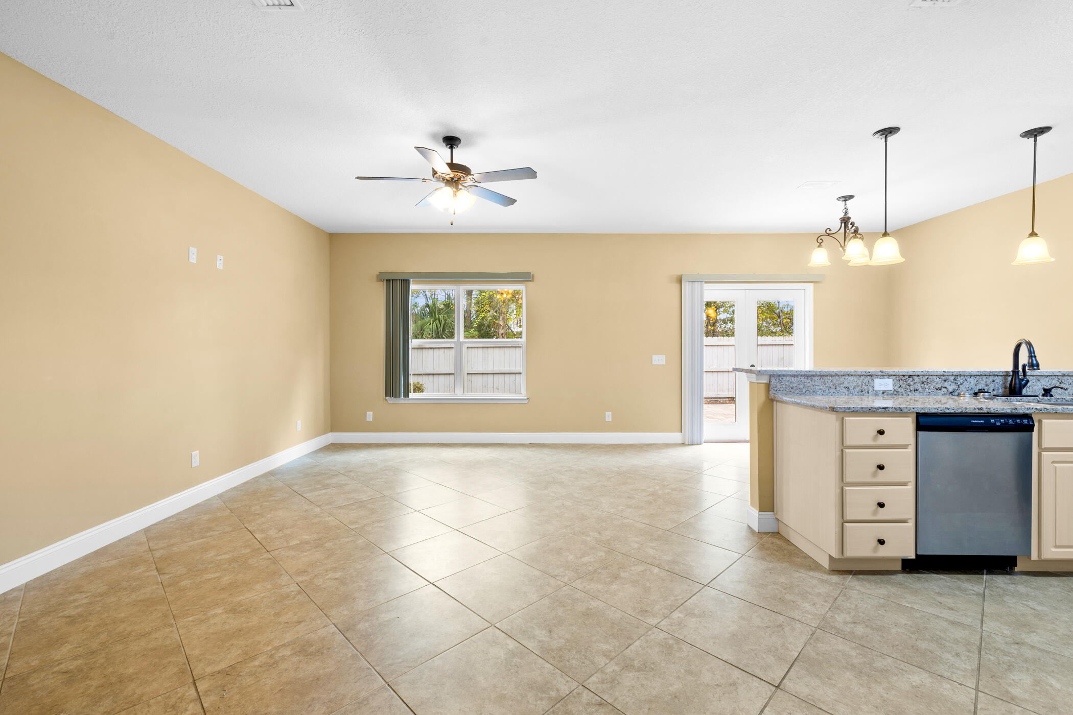 Annabella's Townhouse - Residential