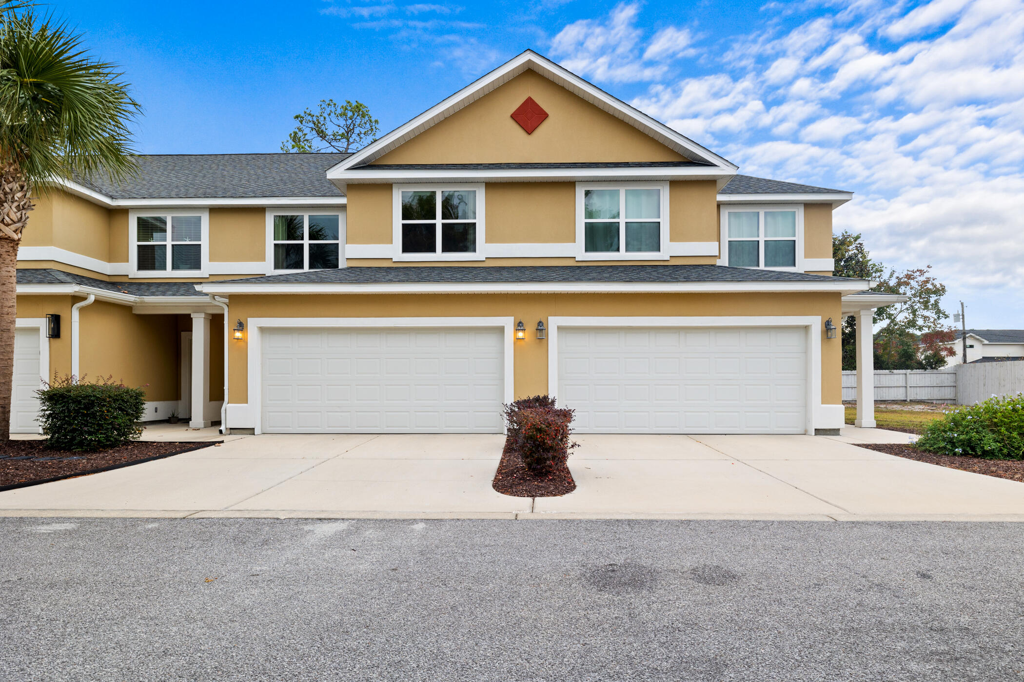 Annabella's Townhouse - Residential