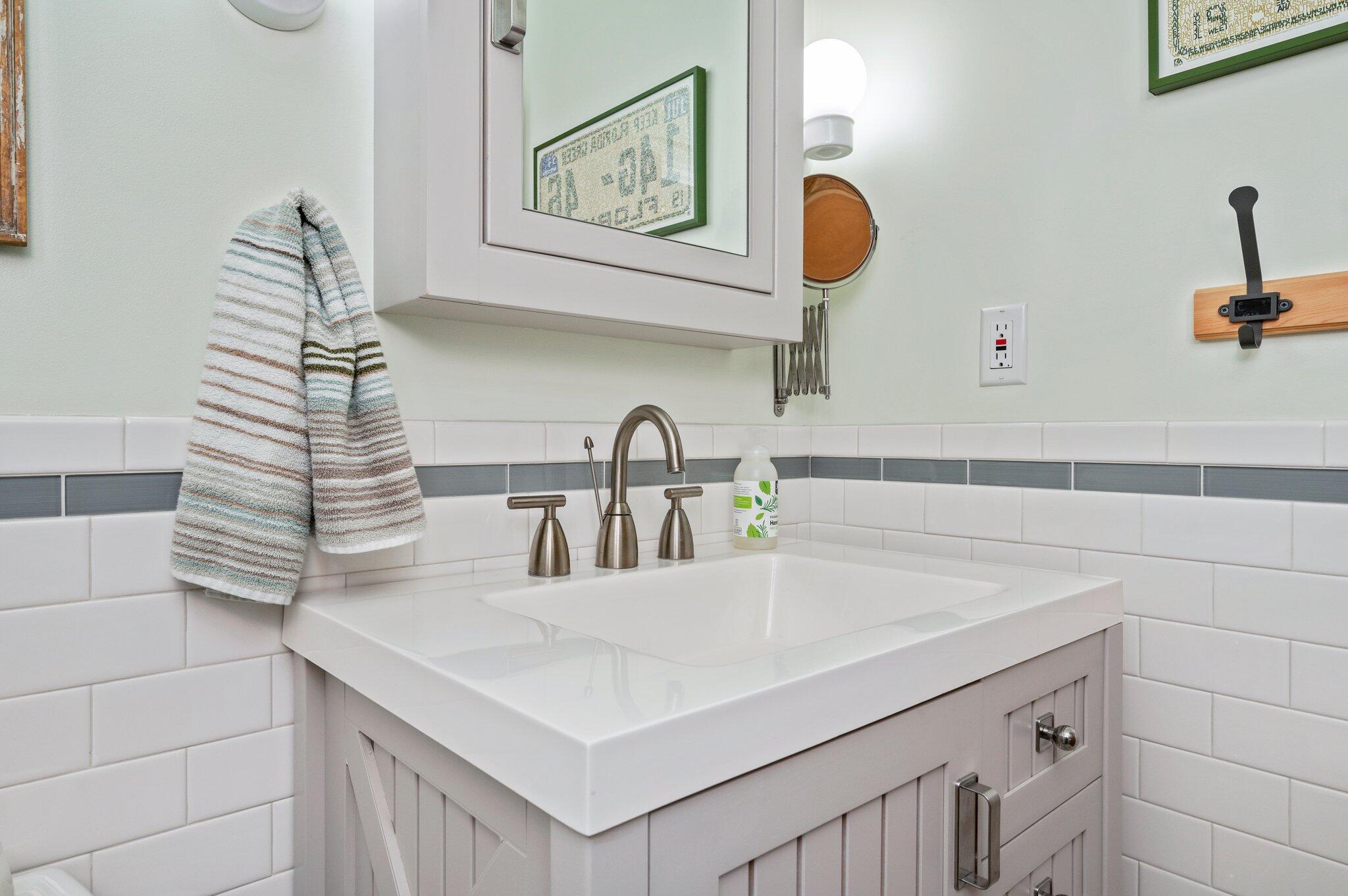 ELLIOTTS POINT 11TH ADDN - Residential