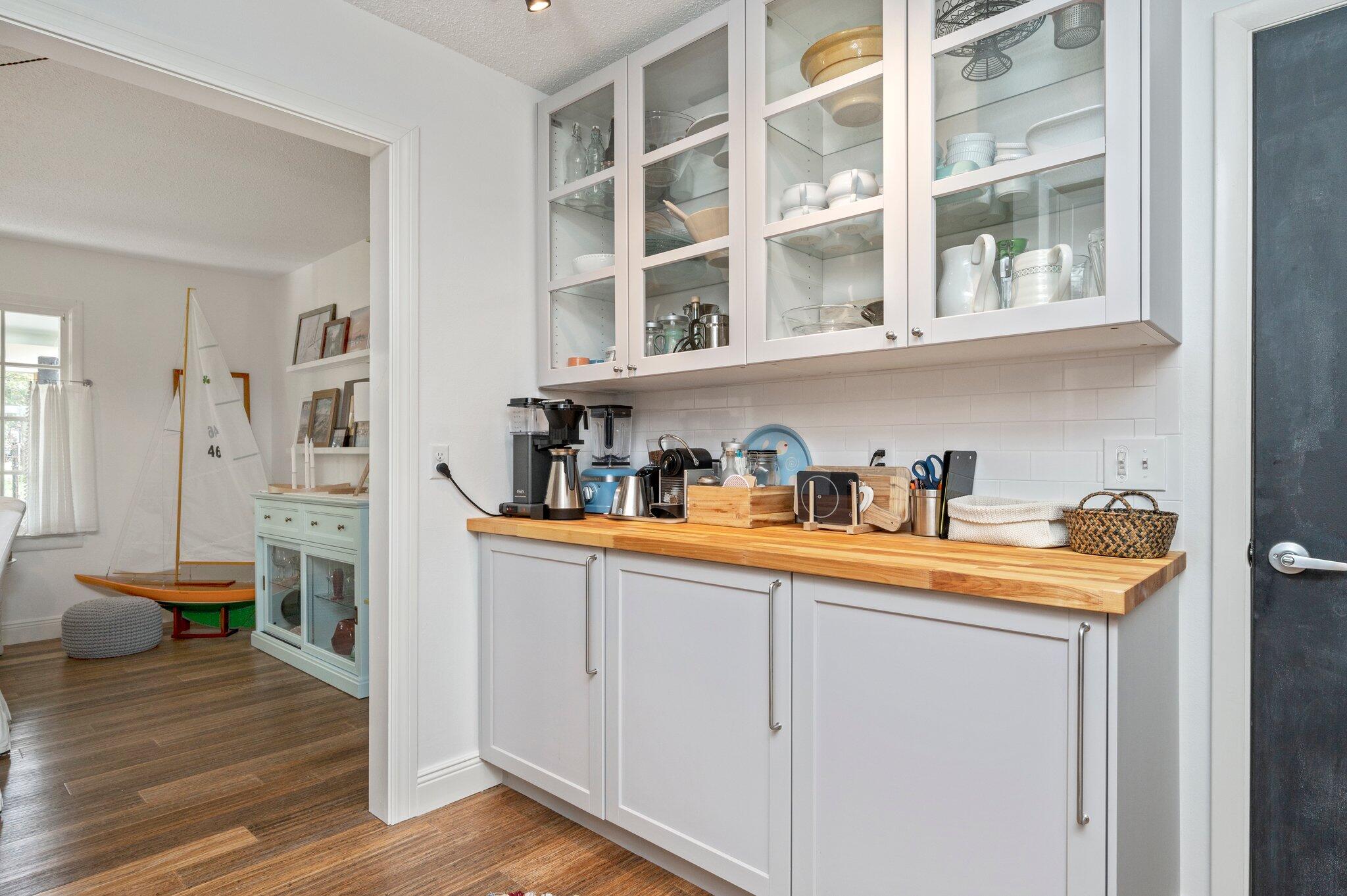 ELLIOTTS POINT 11TH ADDN - Residential