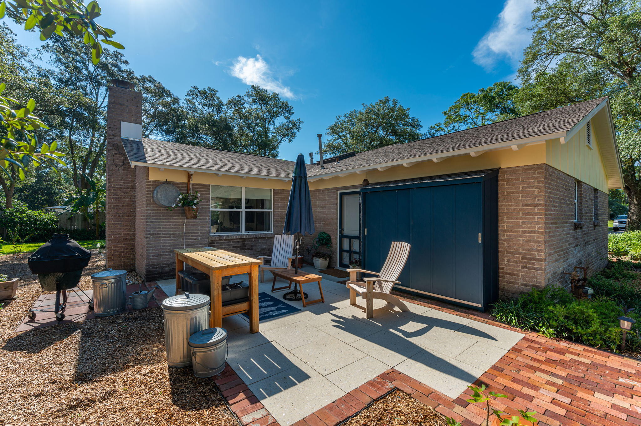 ELLIOTTS POINT 11TH ADDN - Residential