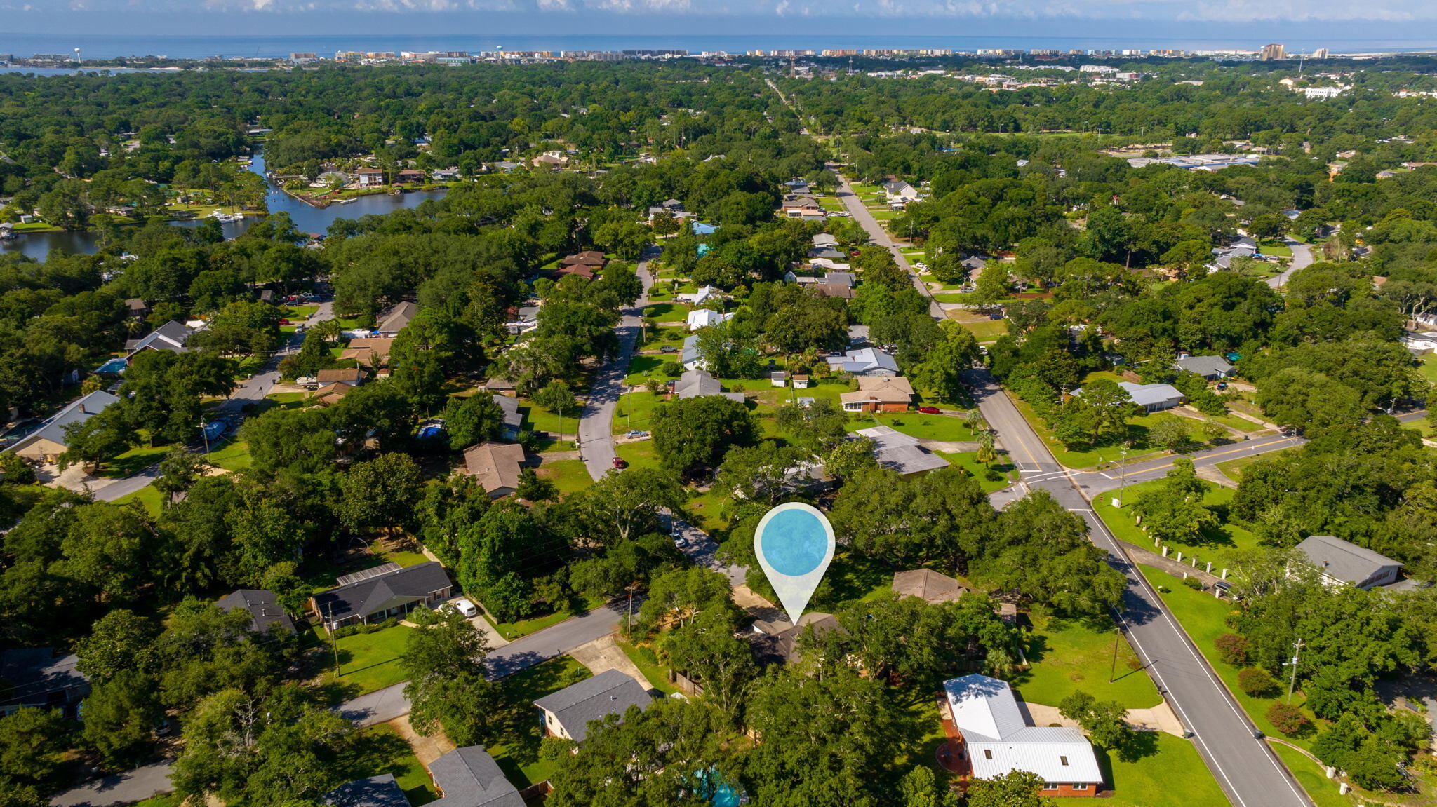 ELLIOTTS POINT 11TH ADDN - Residential