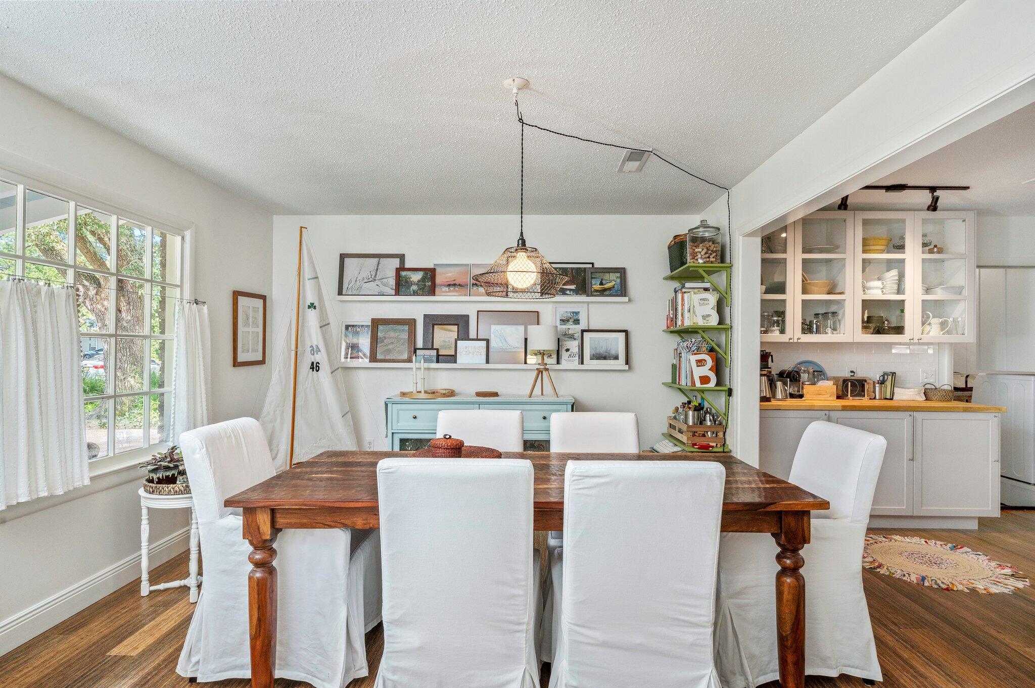 ELLIOTTS POINT 11TH ADDN - Residential