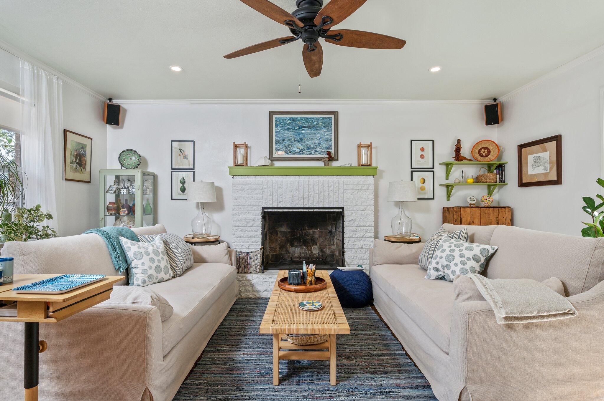 ELLIOTTS POINT 11TH ADDN - Residential