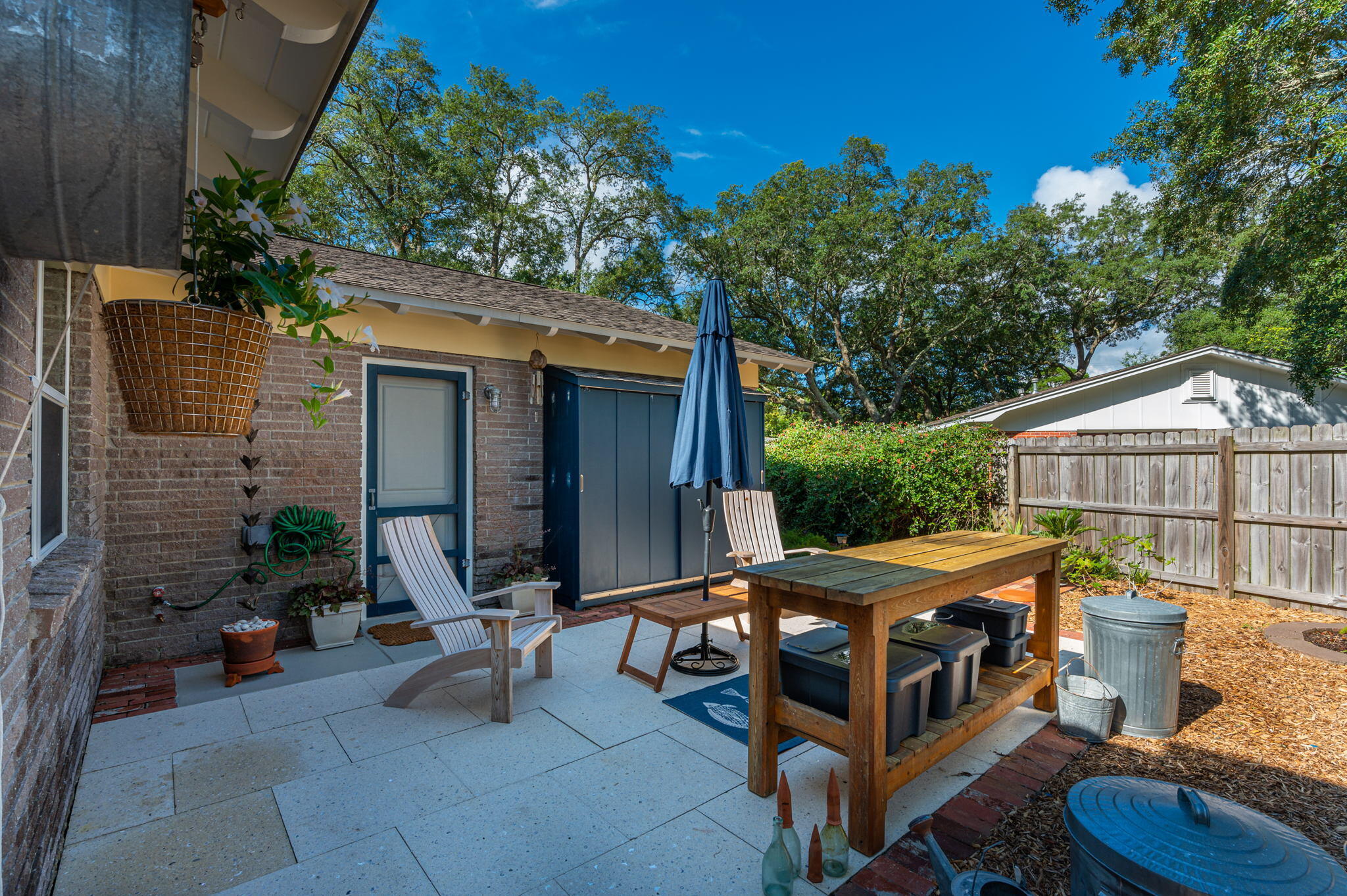 ELLIOTTS POINT 11TH ADDN - Residential