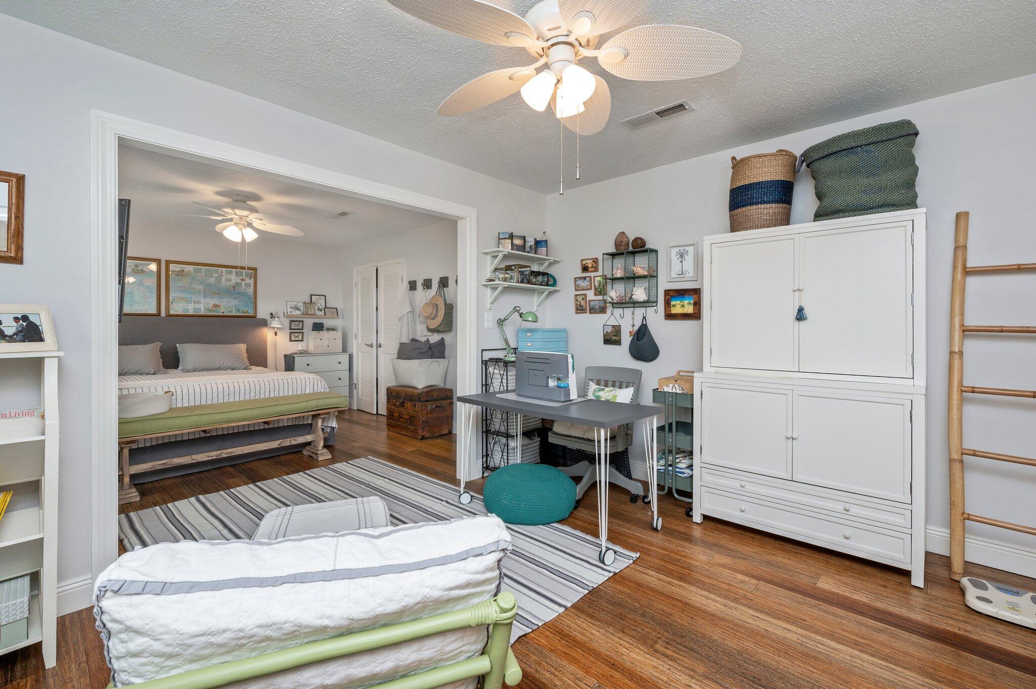 ELLIOTTS POINT 11TH ADDN - Residential